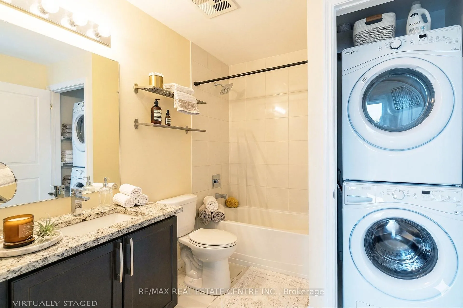 Photo 17 of Unit 413, 35 Southshore Crescent, Hamilton, Lakeshore — HOMEH
