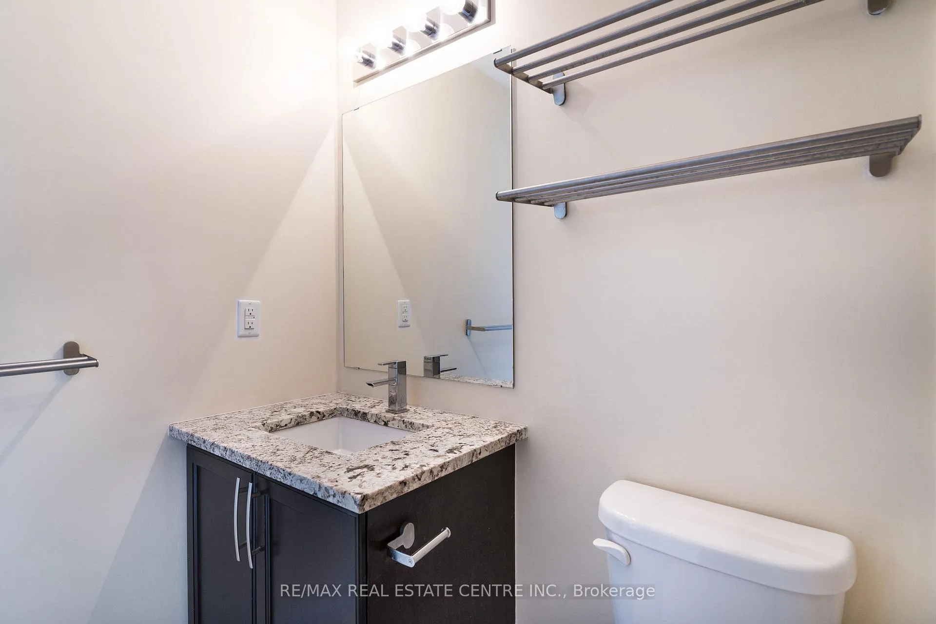 Photo 18 of Unit 413, 35 Southshore Crescent, Hamilton, Lakeshore — HOMEH