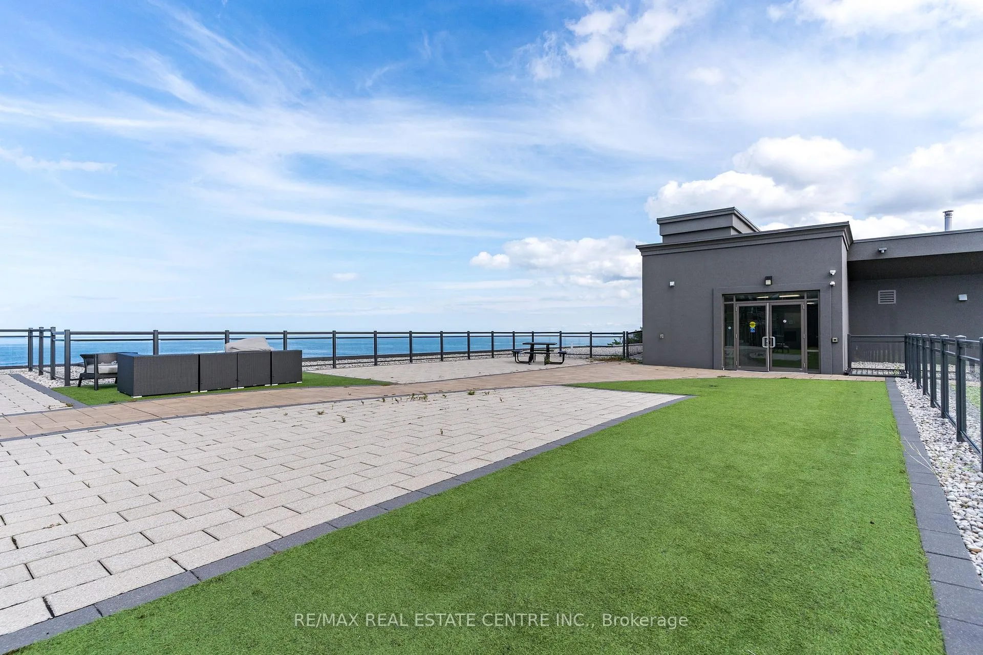 Photo 26 of Unit 413, 35 Southshore Crescent, Hamilton, Lakeshore — HOMEH