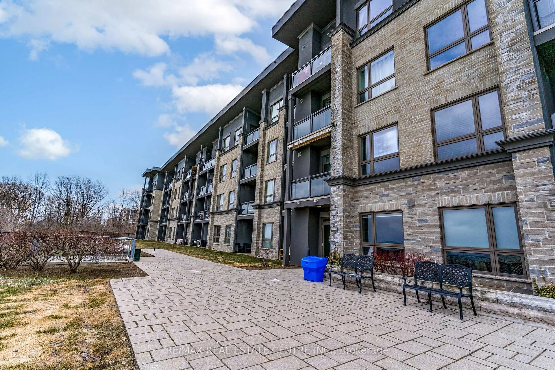 Photo 37 of Unit 413, 35 Southshore Crescent, Hamilton, Lakeshore — HOMEH