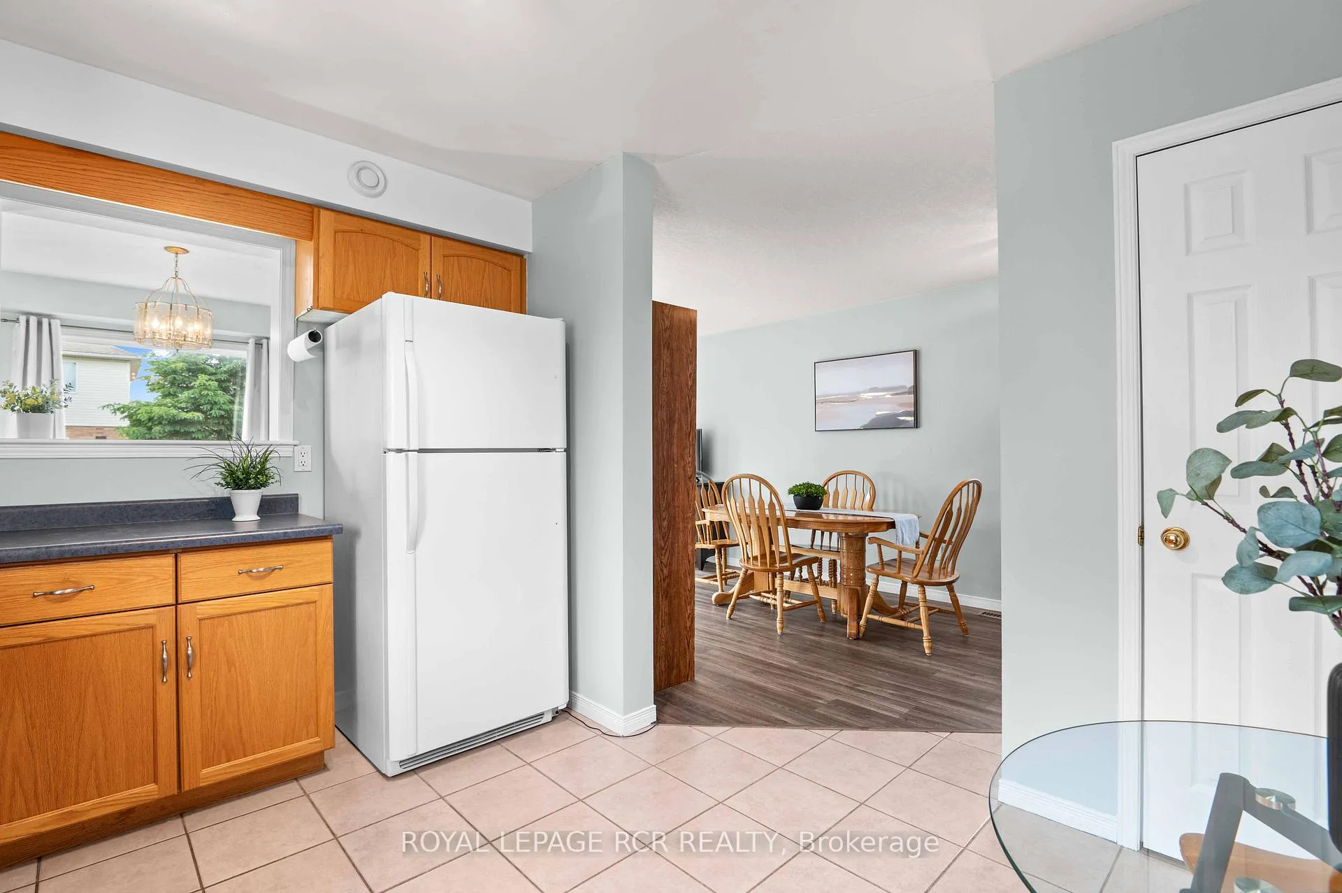 Photo 13 of 21 Settlers Road, Orangeville — HOMEH