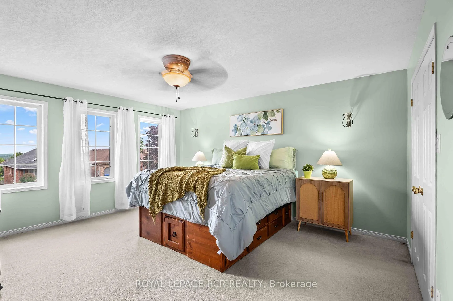 Photo 20 of 21 Settlers Road, Orangeville — HOMEH