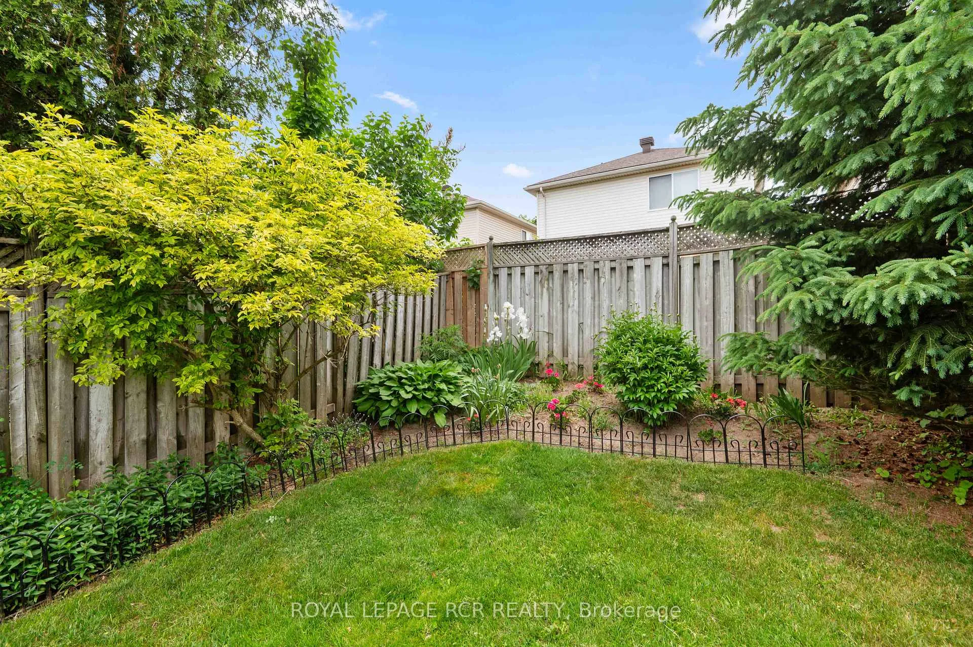 Photo 37 of 21 Settlers Road, Orangeville — HOMEH