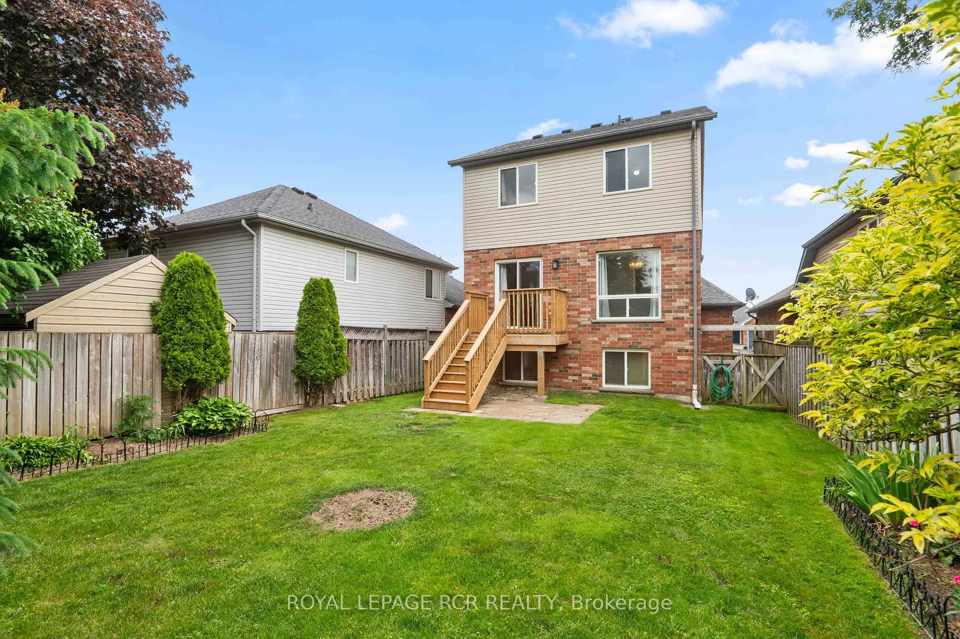 Photo 39 of 21 Settlers Road, Orangeville — HOMEH