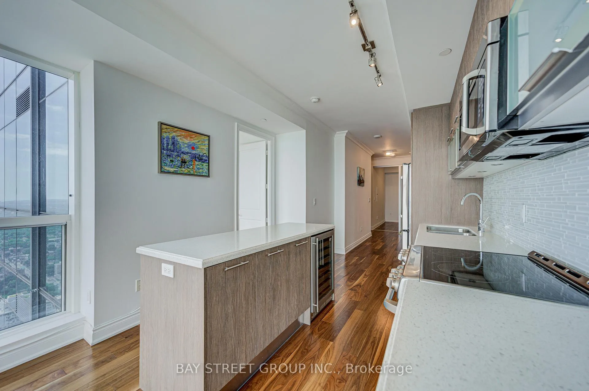 Photo 8 of Unit 6701, 388 Yonge Street, Toronto, Bay Street Corridor — HOMEH