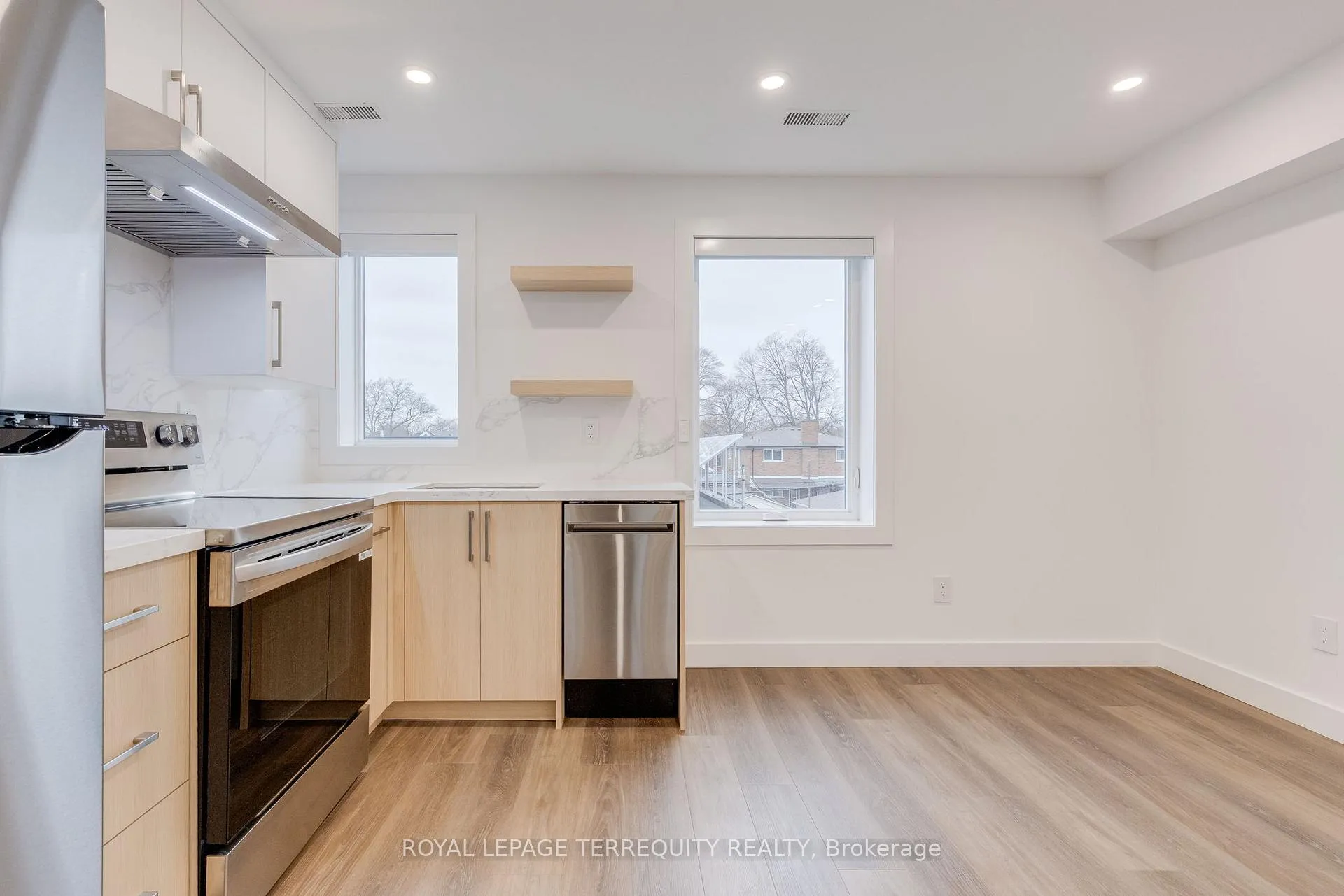 Photo 3 of Unit 3, 94 Earlscourt Avenue, Toronto, Corso Italia-Davenport — HOMEH