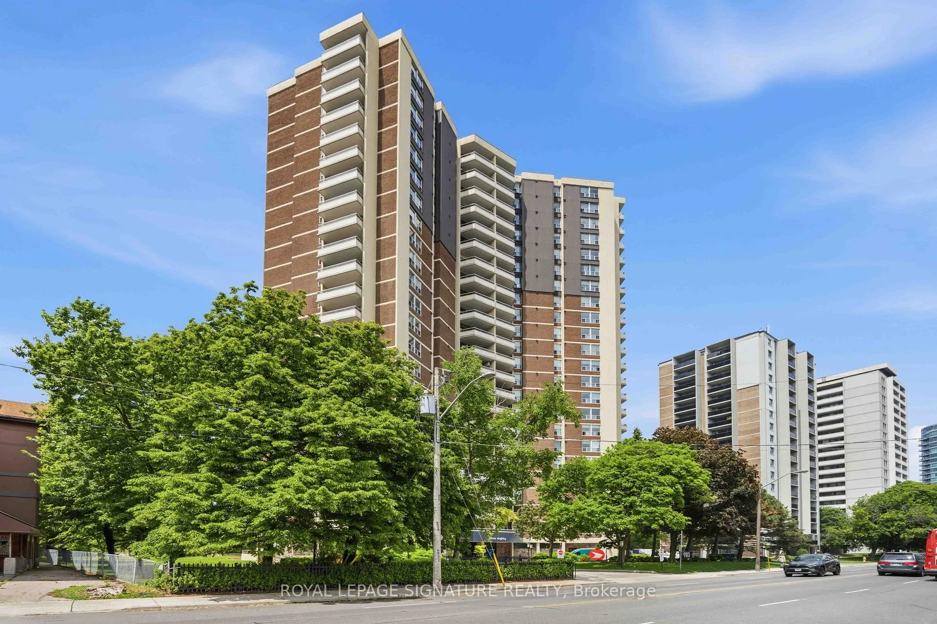 Photo 2 of Unit 1502, 980 Broadview Avenue, Toronto, Broadview North — HOMEH
