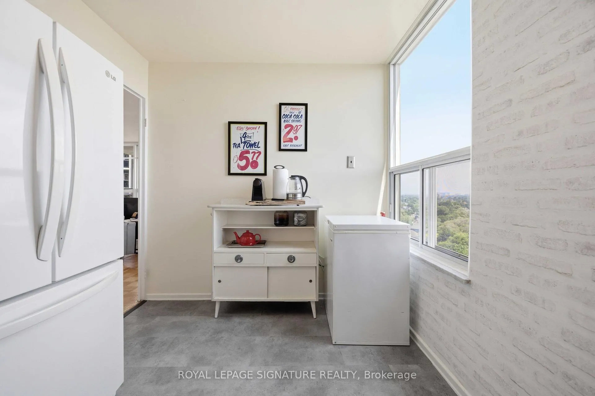 Photo 19 of Unit 1502, 980 Broadview Avenue, Toronto, Broadview North — HOMEH