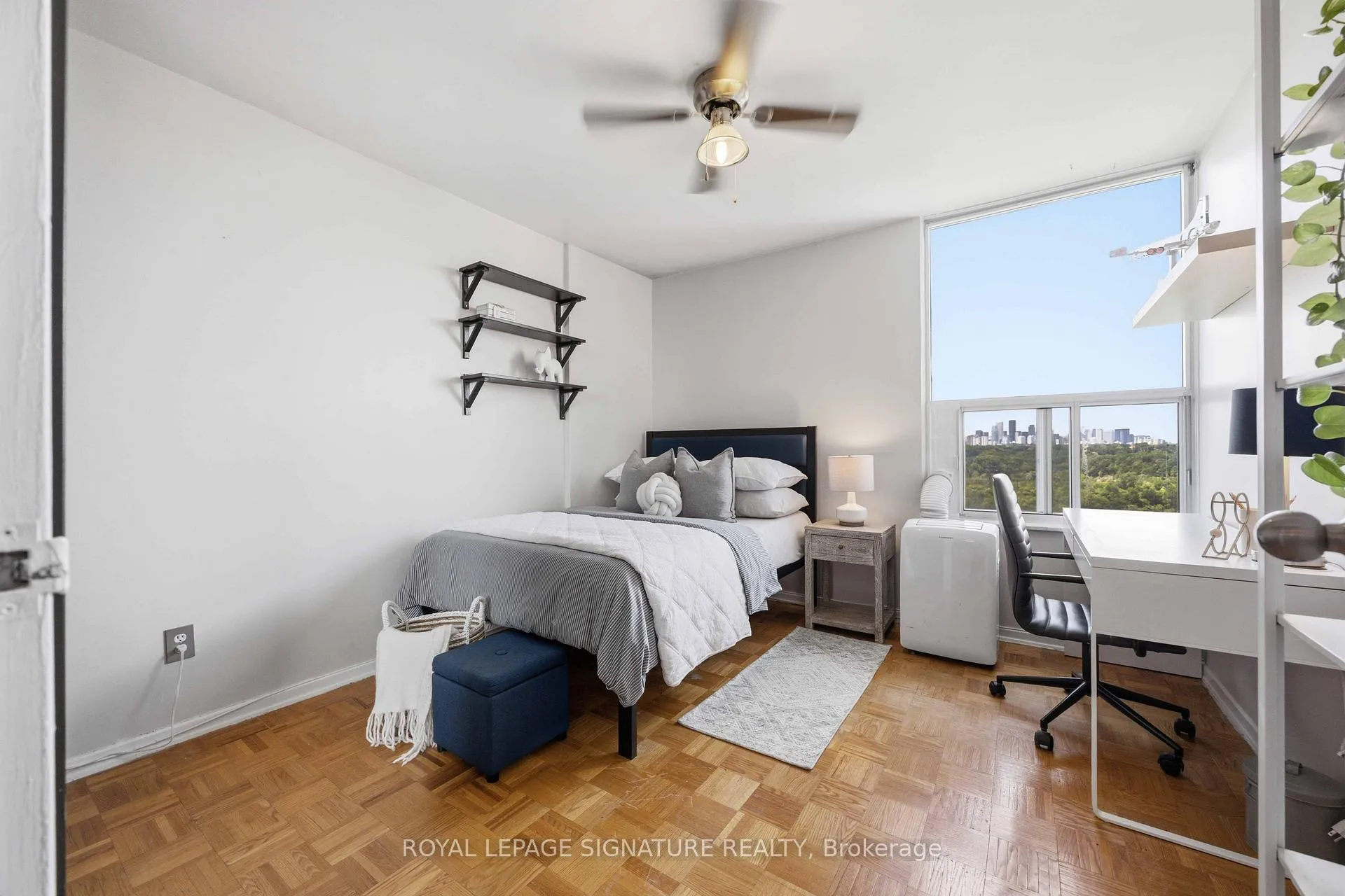 Photo 23 of Unit 1502, 980 Broadview Avenue, Toronto, Broadview North — HOMEH