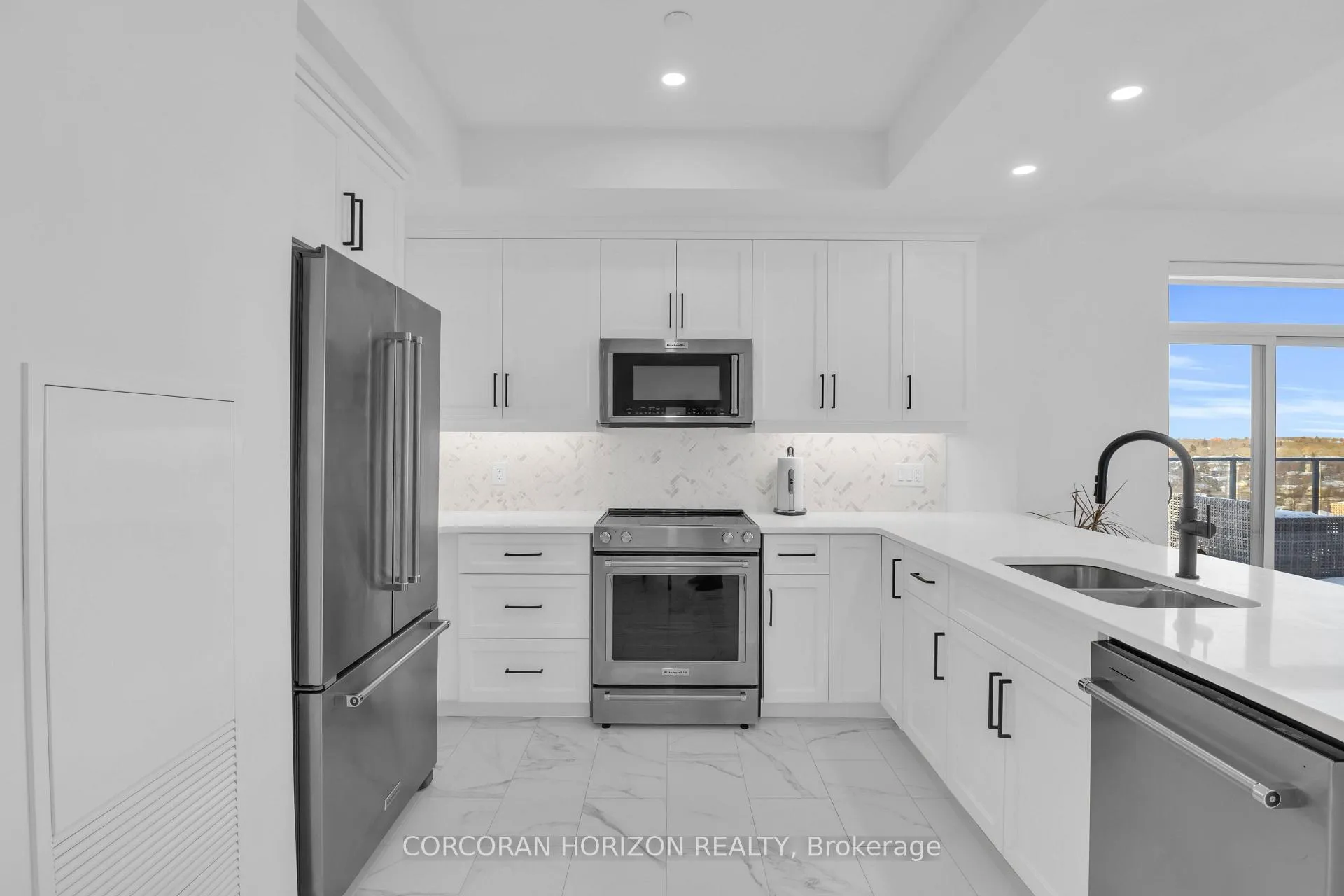 Photo 7 of Unit 1105, 71 Wyndham Street S, Guelph, St. Patrick's Ward — HOMEH