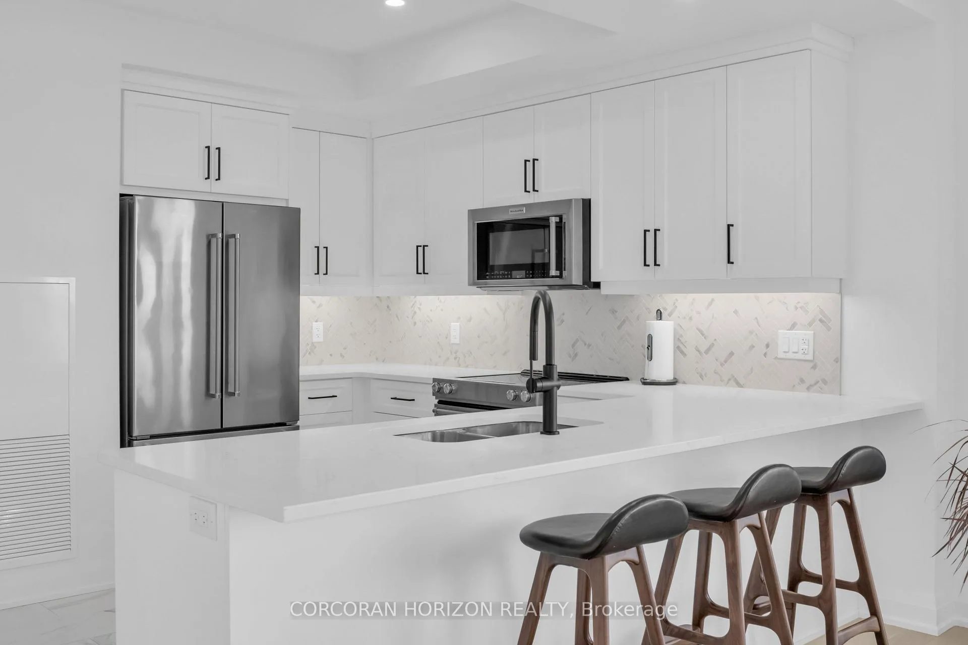 Photo 9 of Unit 1105, 71 Wyndham Street S, Guelph, St. Patrick's Ward — HOMEH