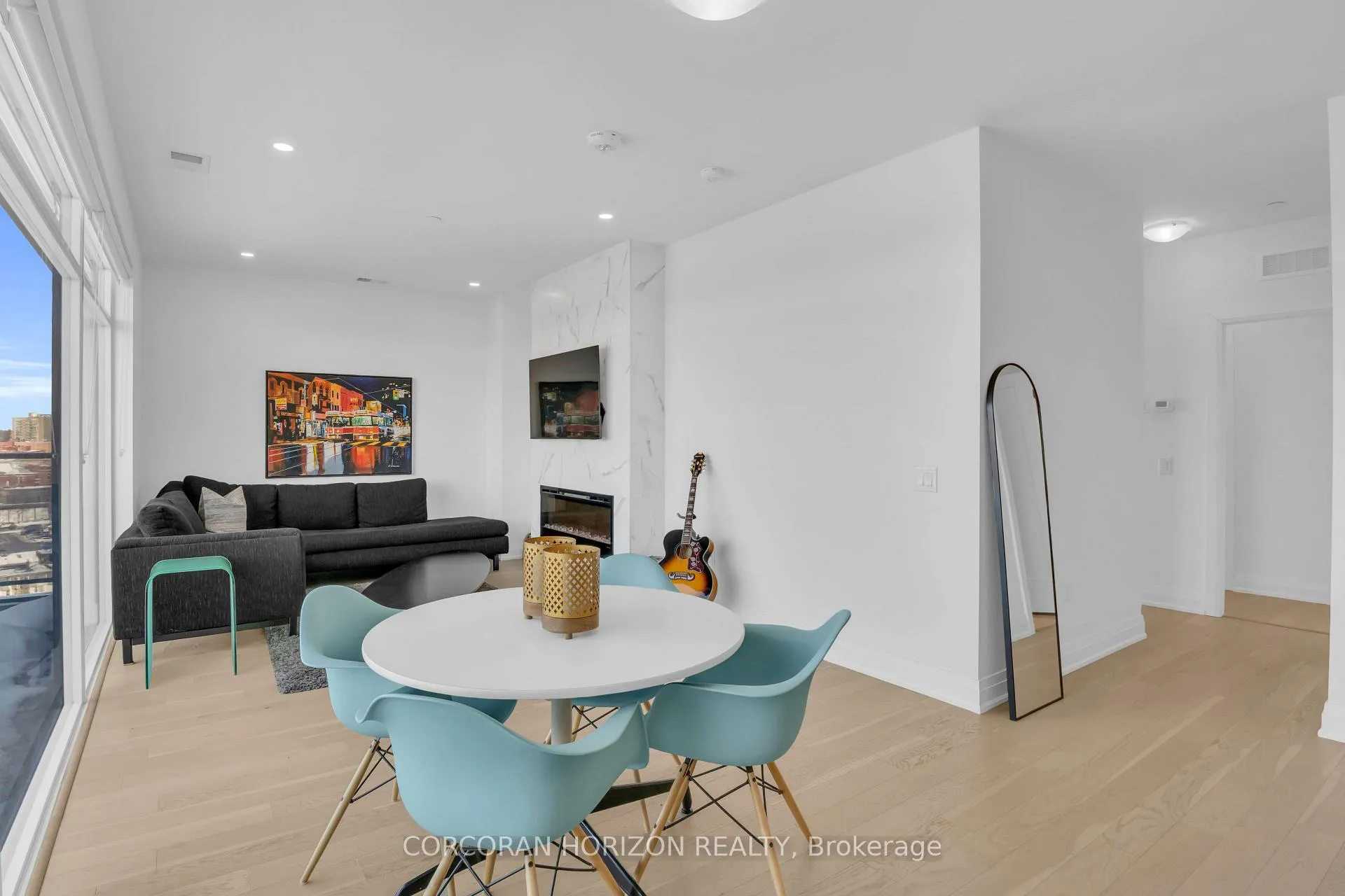 Photo 13 of Unit 1105, 71 Wyndham Street S, Guelph, St. Patrick's Ward — HOMEH