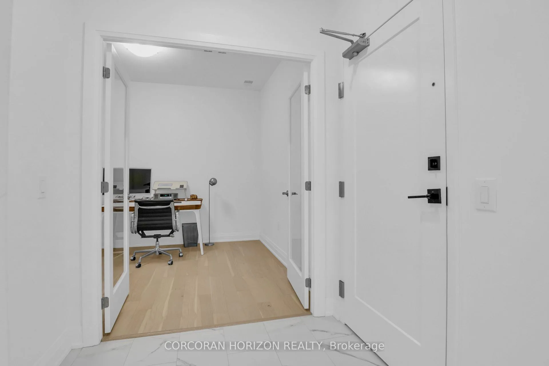 Photo 19 of Unit 1105, 71 Wyndham Street S, Guelph, St. Patrick's Ward — HOMEH