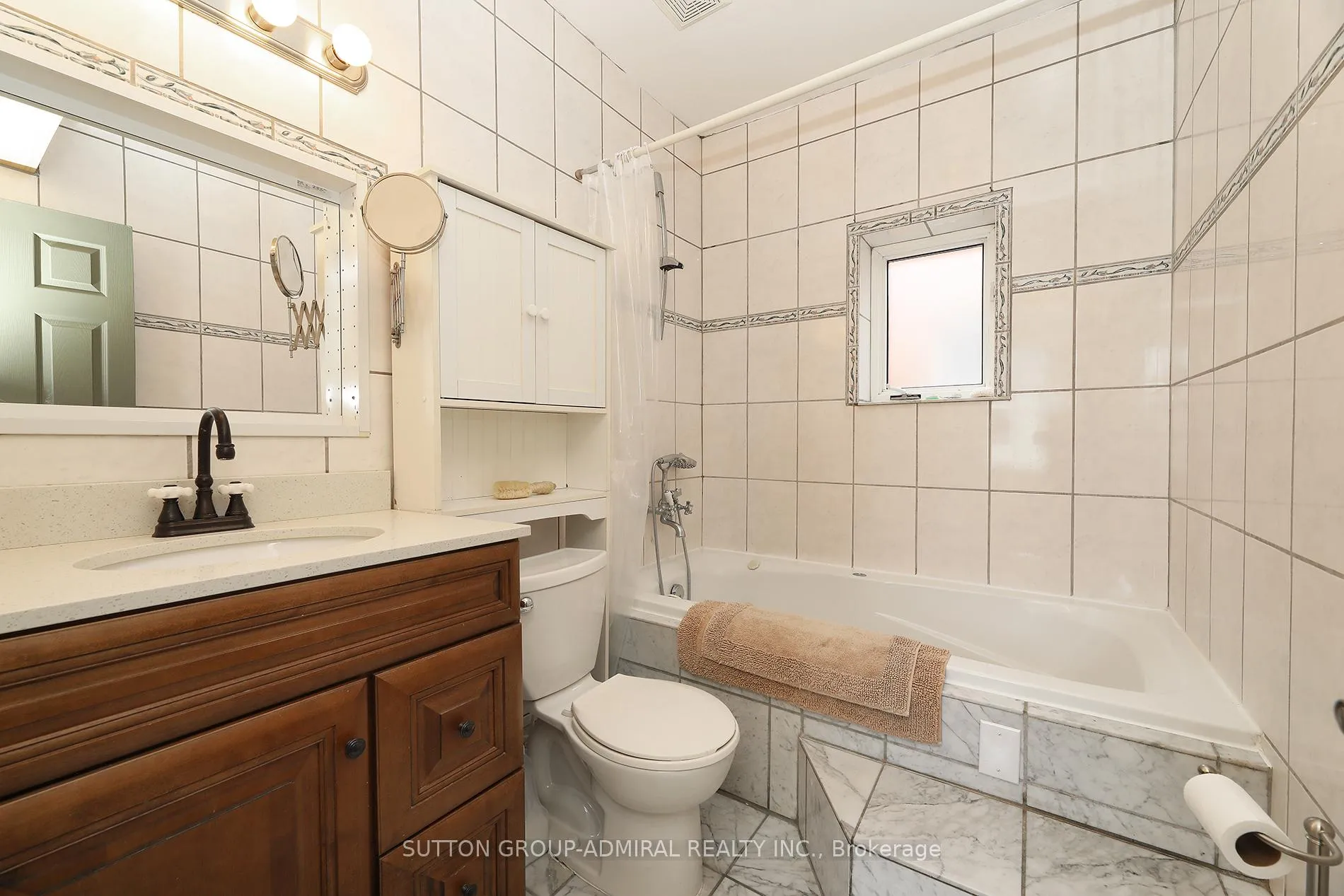 Photo 17 of 21 Wallace Avenue, Toronto, Dovercourt-Wallace Emerson-Junction — HOMEH