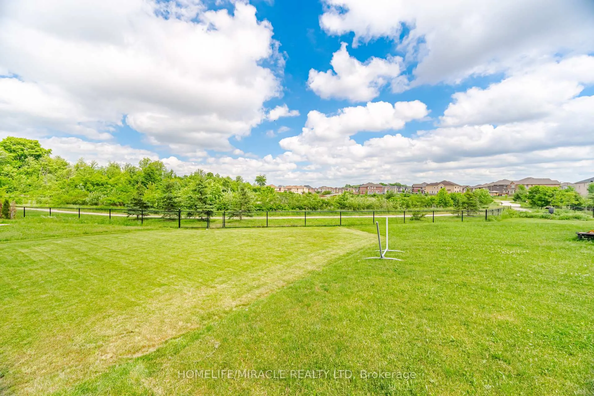 Photo 36 of 94 Mincing Trail, Brampton, Northwest Brampton — HOMEH
