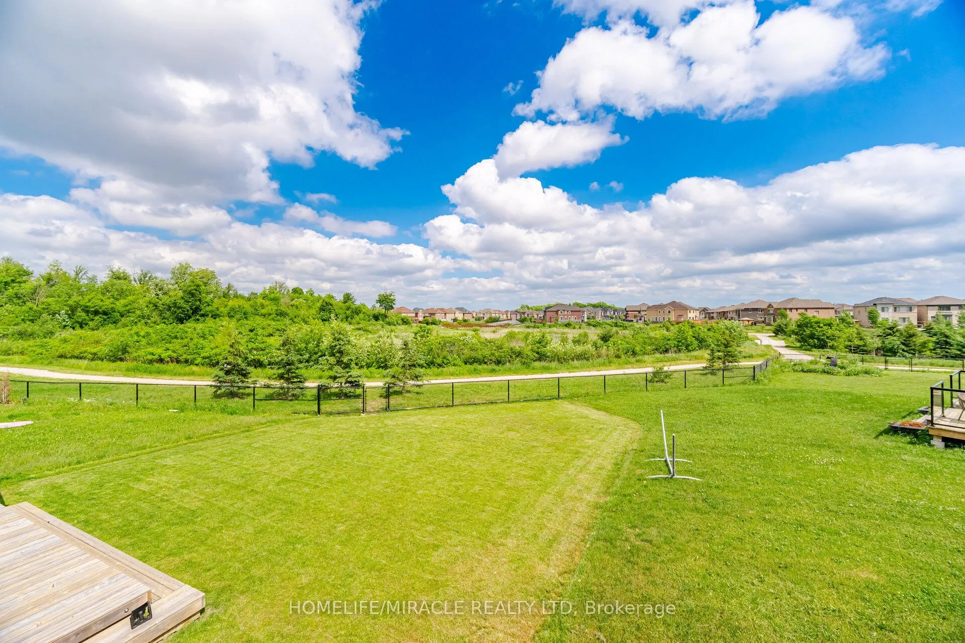 Photo 37 of 94 Mincing Trail, Brampton, Northwest Brampton — HOMEH
