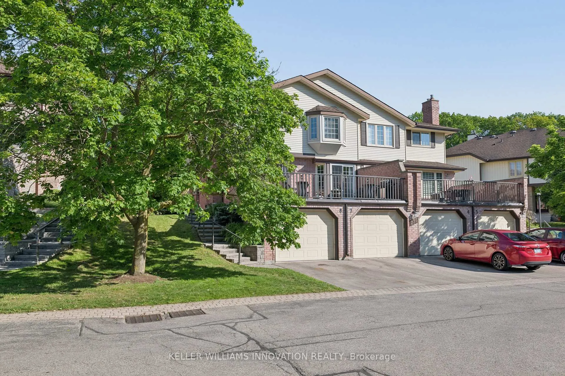 Photo 4 of Unit 8, 236 Kingswood Drive, Kitchener — HOMEH