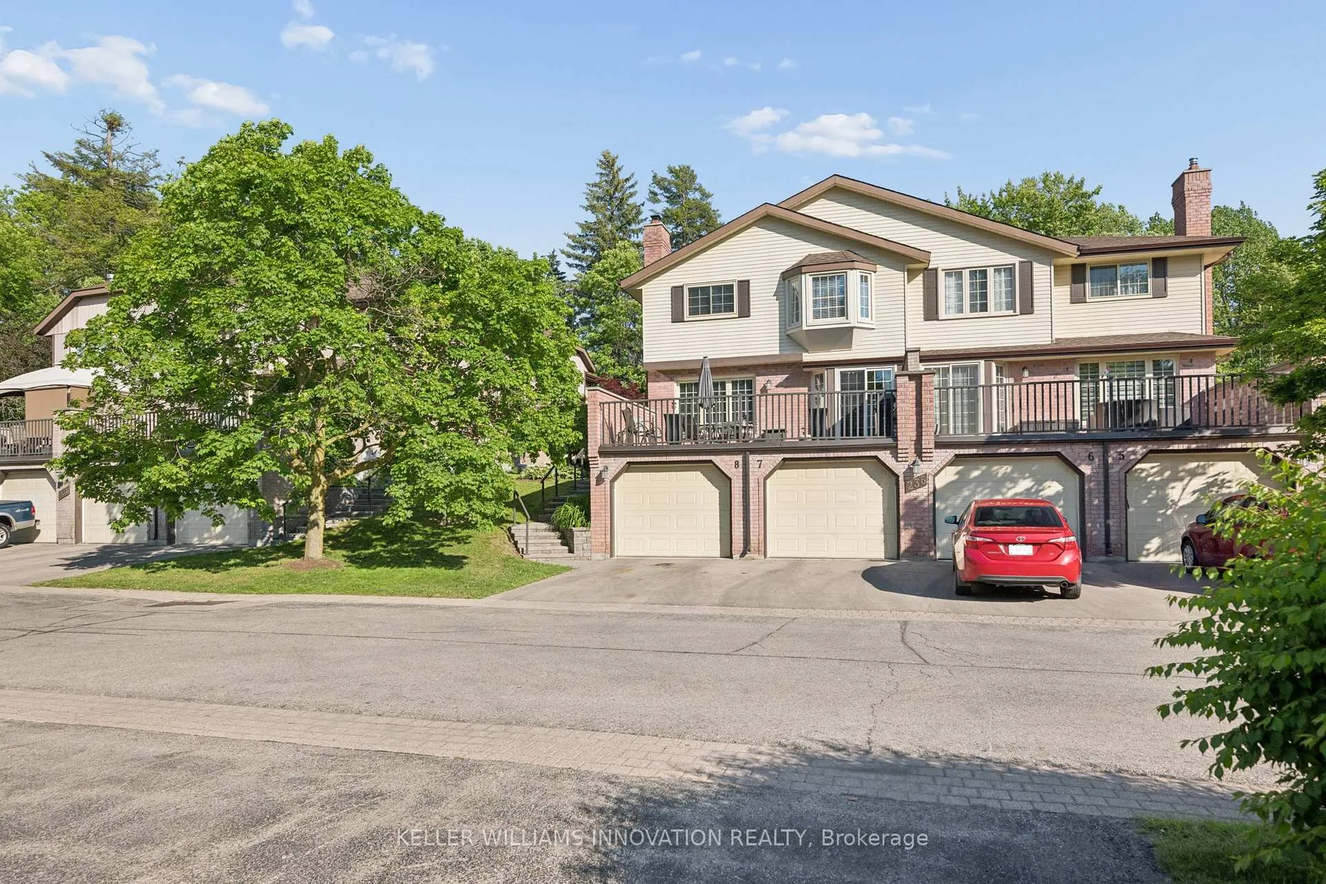 Photo 6 of Unit 8, 236 Kingswood Drive, Kitchener — HOMEH