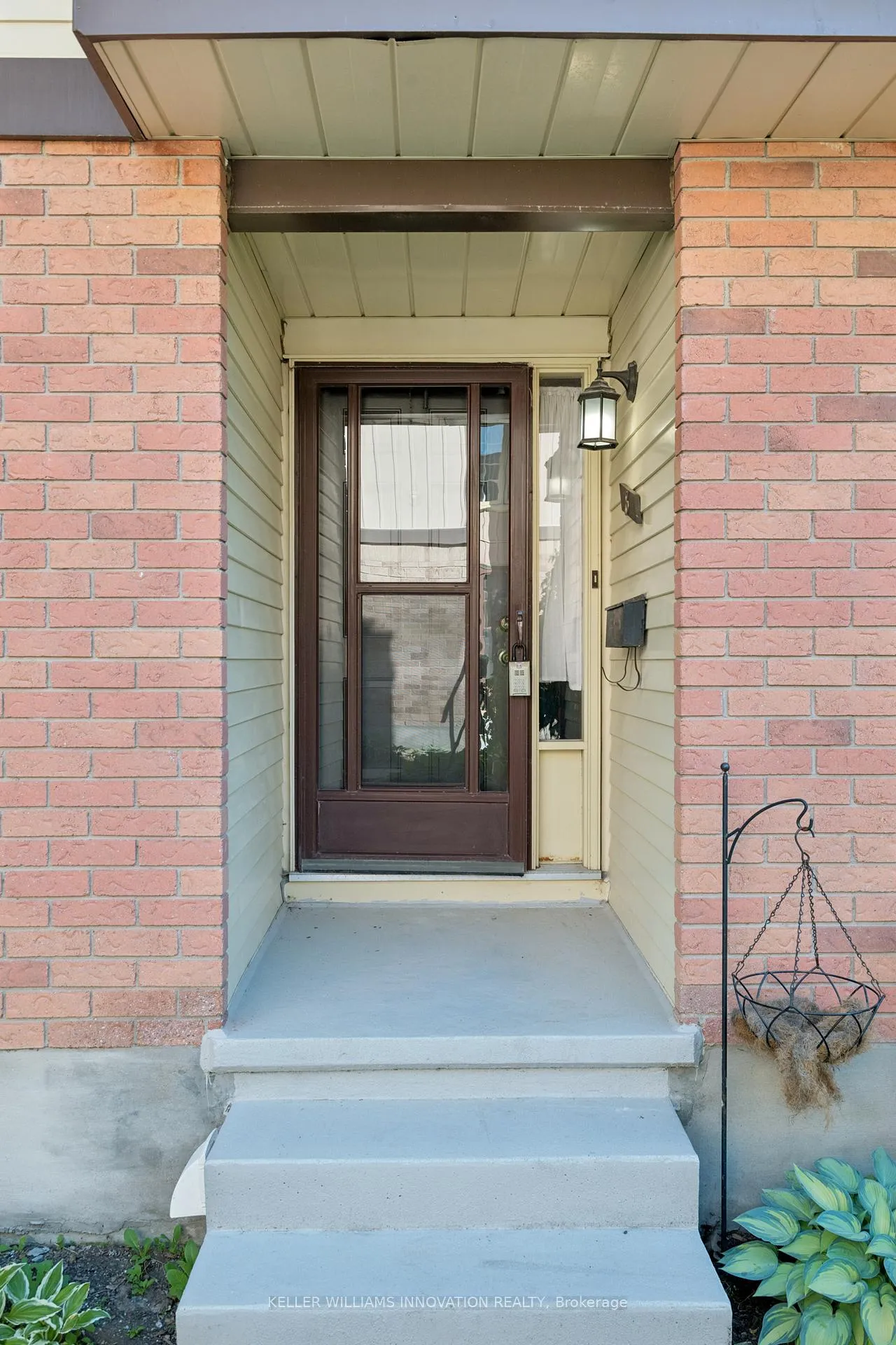 Photo 11 of Unit 8, 236 Kingswood Drive, Kitchener — HOMEH