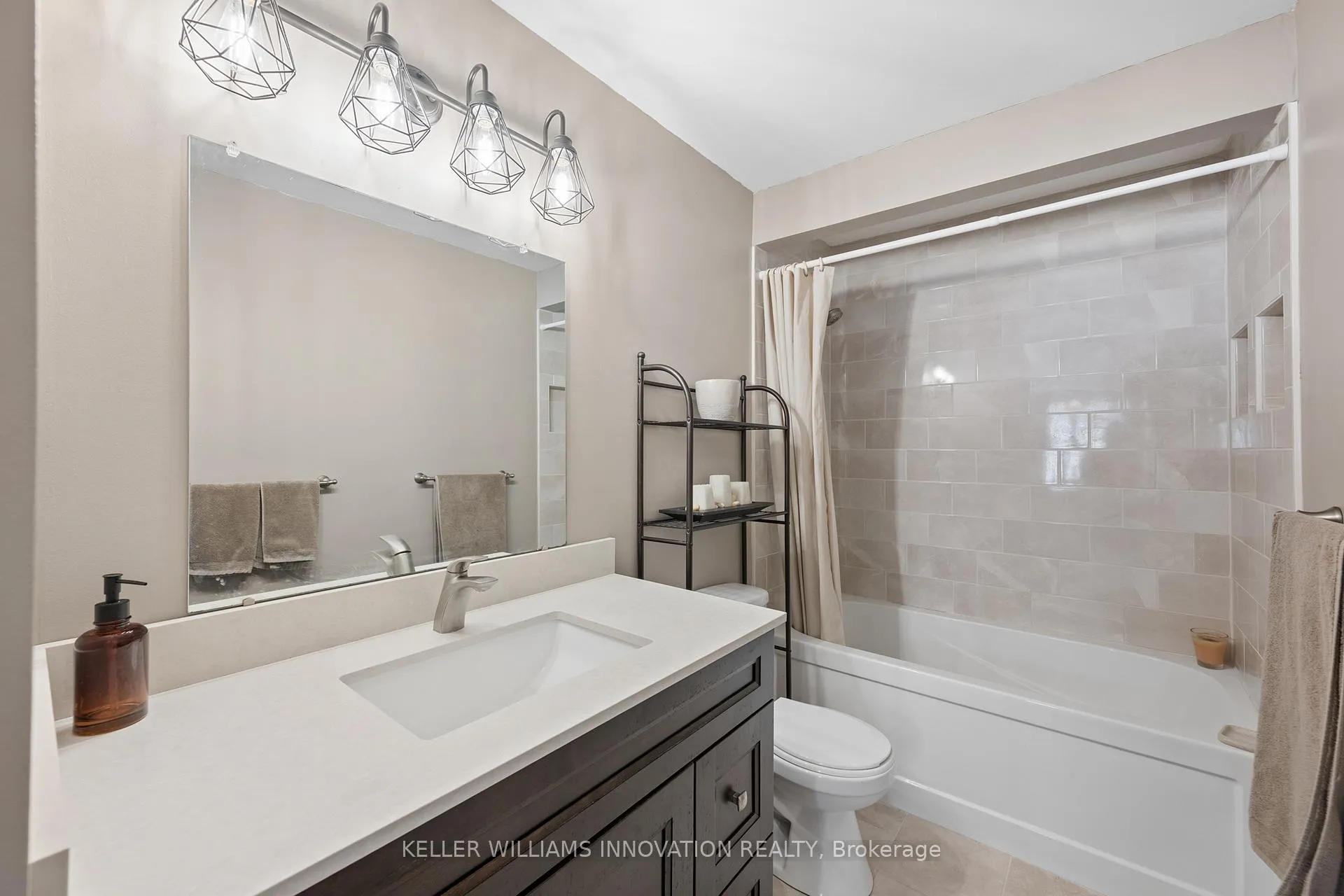 Photo 38 of Unit 8, 236 Kingswood Drive, Kitchener — HOMEH
