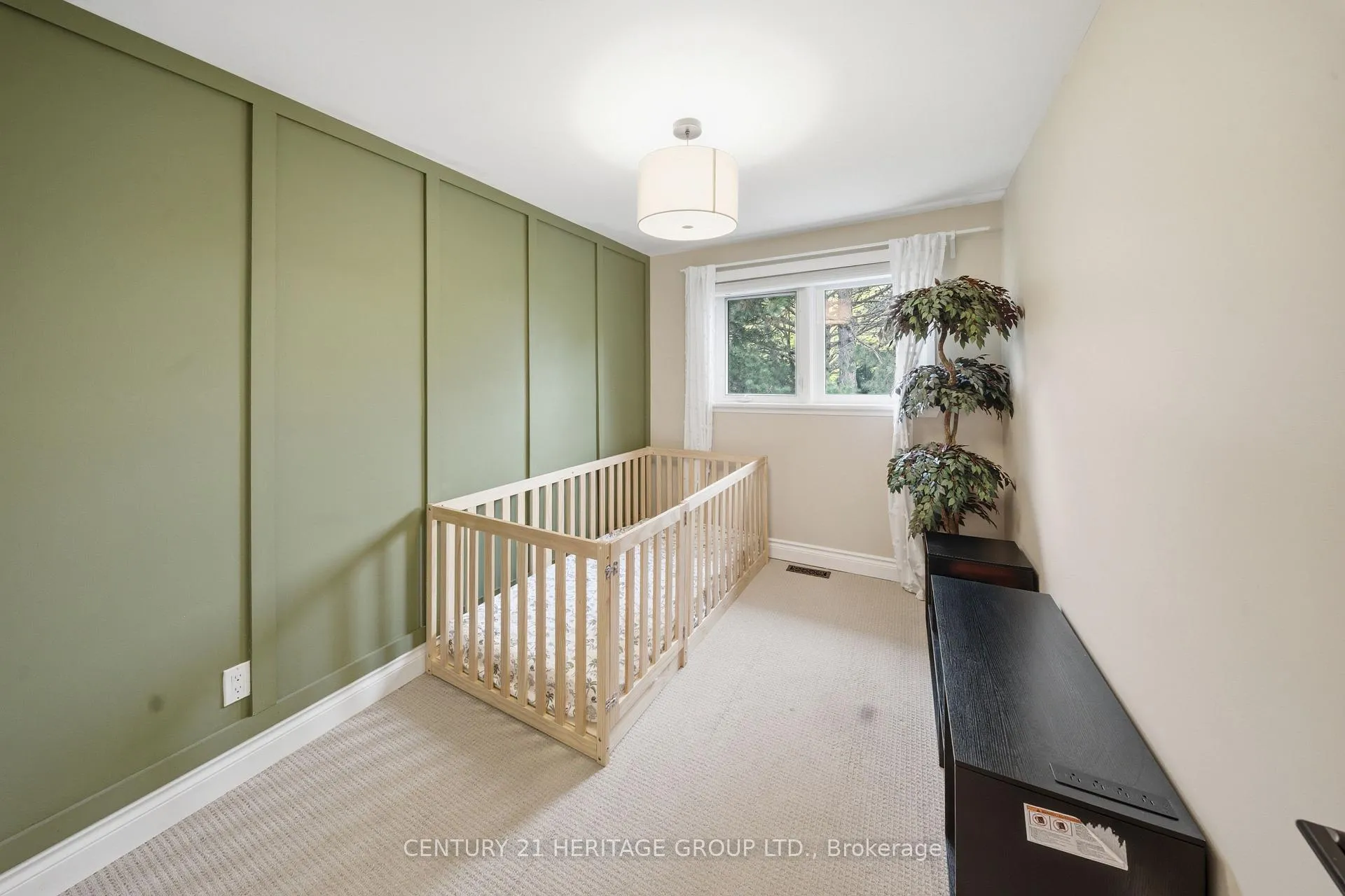 Photo 20 of 7 Cedar Crescent, Aurora, Aurora Village — HOMEH