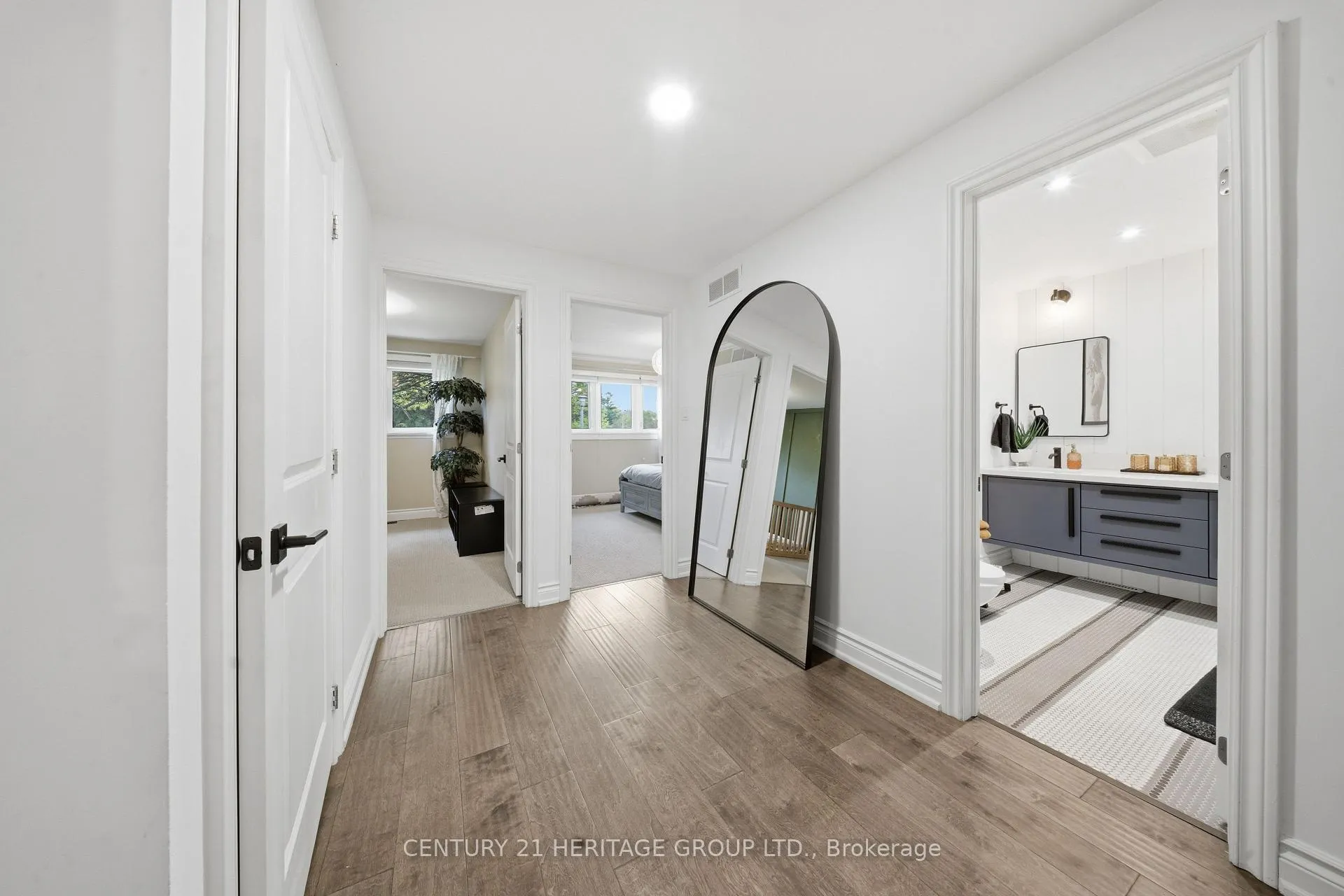 Photo 30 of 7 Cedar Crescent, Aurora, Aurora Village — HOMEH