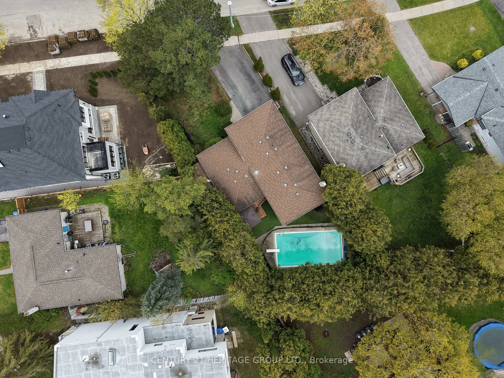Photo 33 of 7 Cedar Crescent, Aurora, Aurora Village — HOMEH