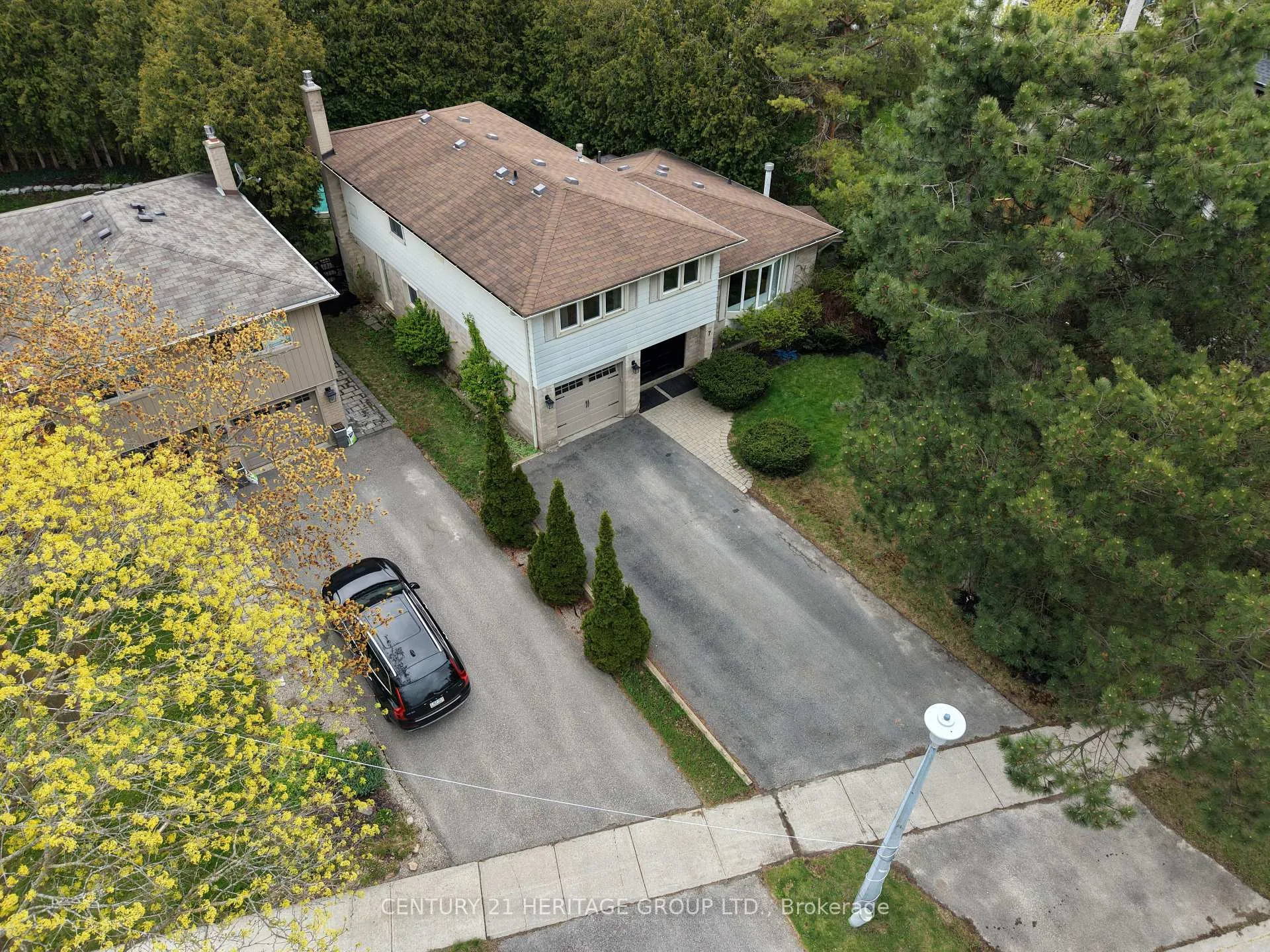 Photo 34 of 7 Cedar Crescent, Aurora, Aurora Village — HOMEH