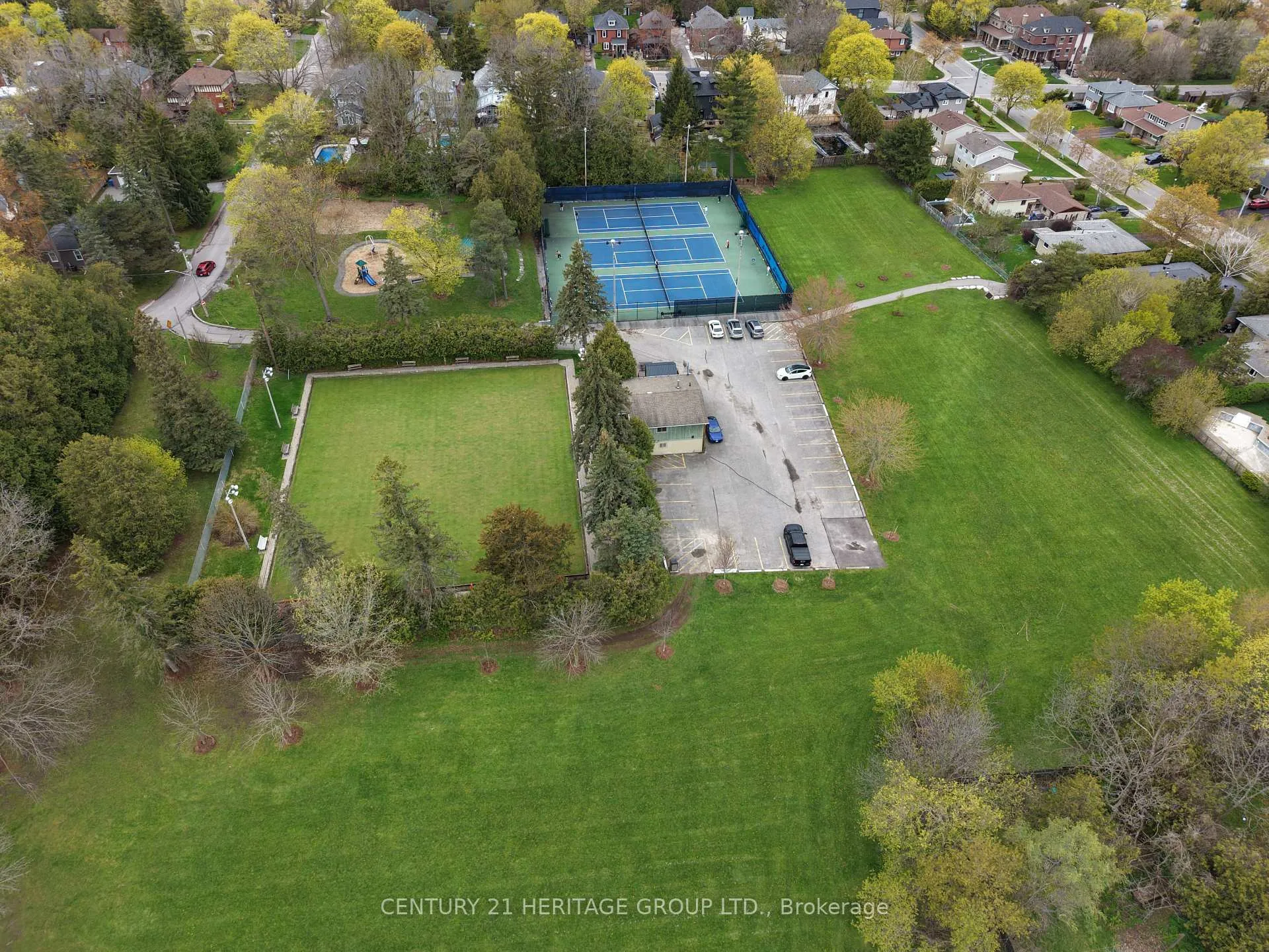 Photo 35 of 7 Cedar Crescent, Aurora, Aurora Village — HOMEH