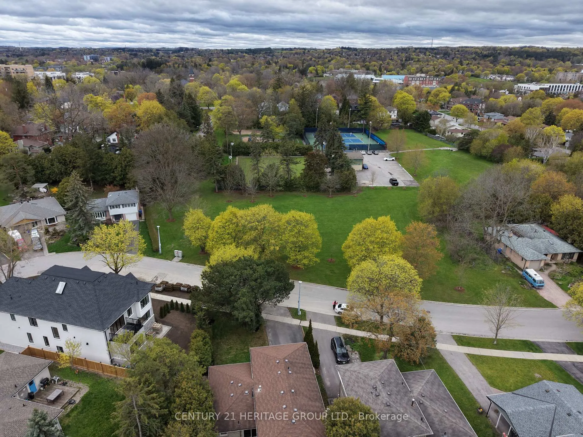 Photo 36 of 7 Cedar Crescent, Aurora, Aurora Village — HOMEH