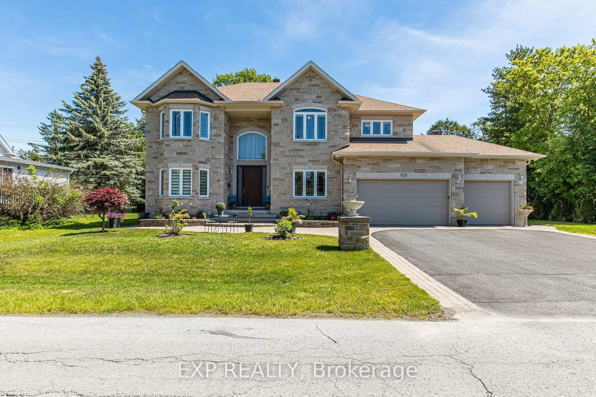 Photo 1 of 62 Lotta Avenue, Ottawa, Meadowlands/St. Claire Gardens — HOMEH