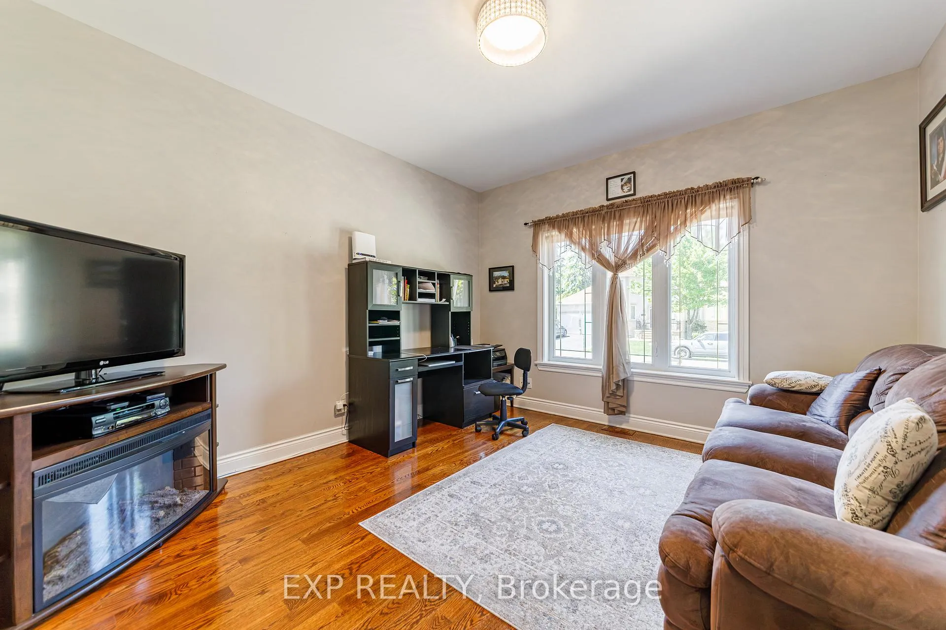 Photo 6 of 62 Lotta Avenue, Ottawa, Meadowlands/St. Claire Gardens — HOMEH