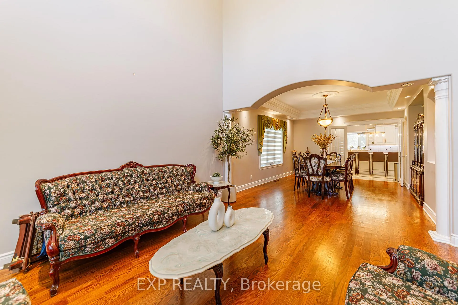 Photo 12 of 62 Lotta Avenue, Ottawa, Meadowlands/St. Claire Gardens — HOMEH