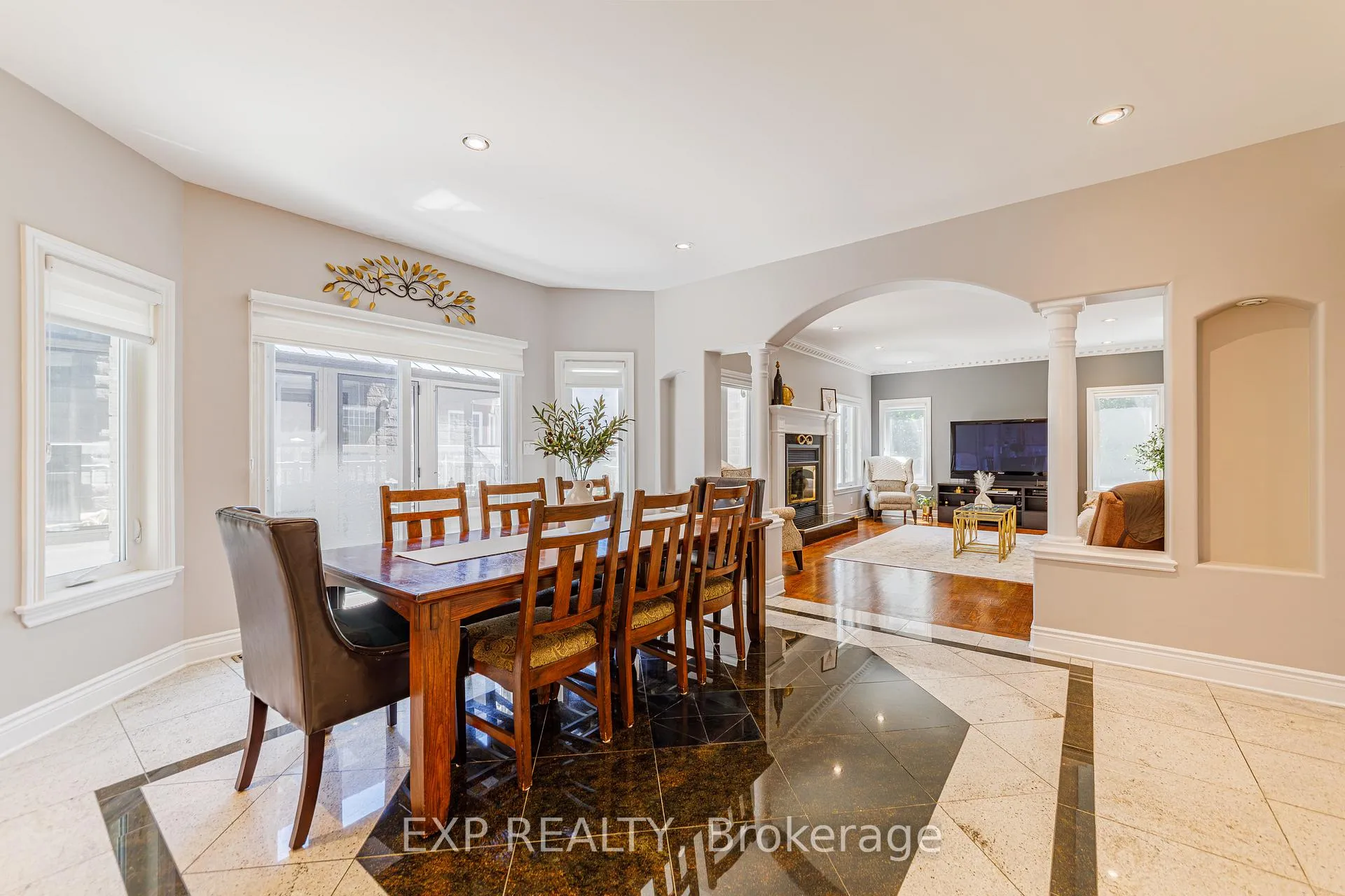 Photo 16 of 62 Lotta Avenue, Ottawa, Meadowlands/St. Claire Gardens — HOMEH