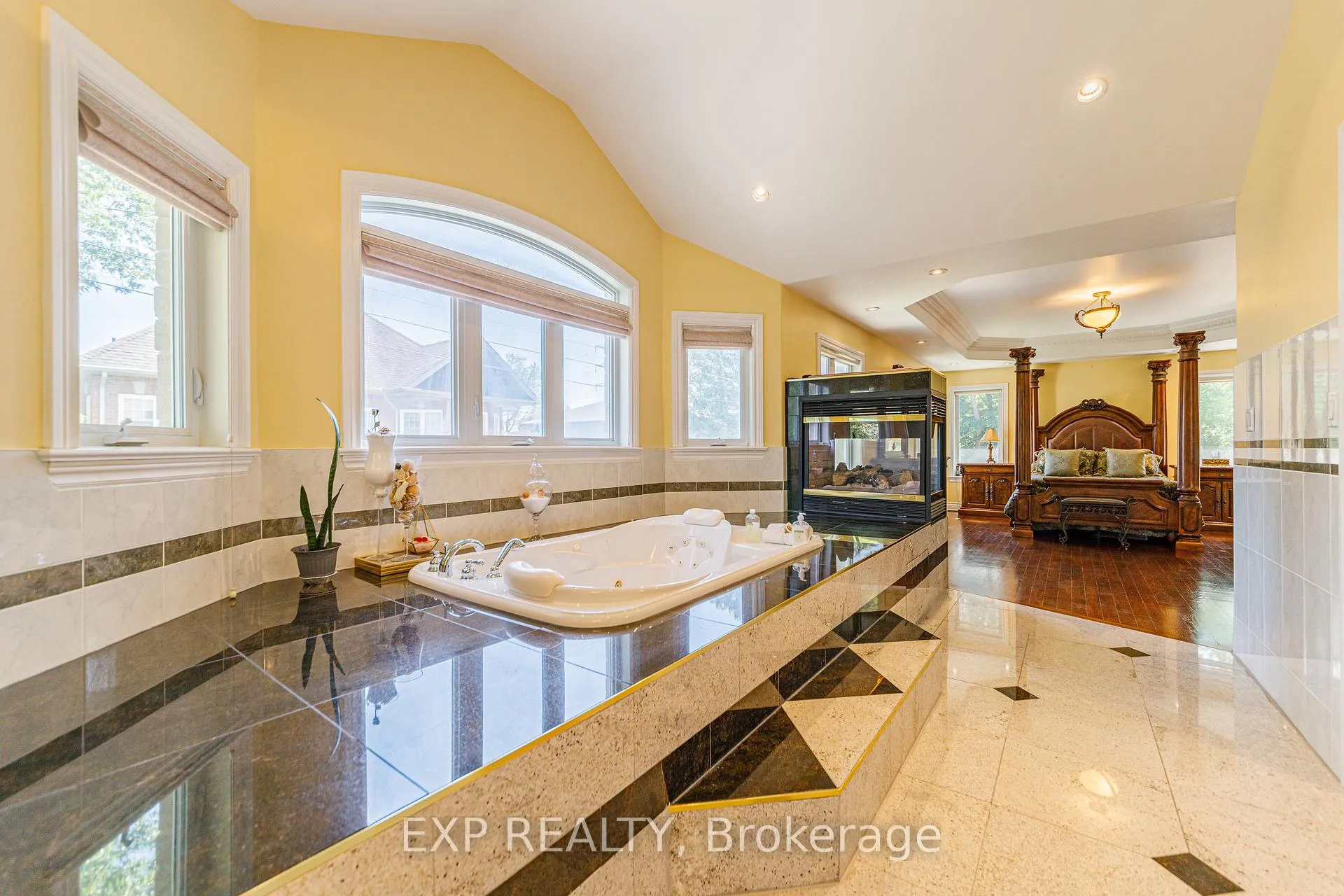 Photo 34 of 62 Lotta Avenue, Ottawa, Meadowlands/St. Claire Gardens — HOMEH