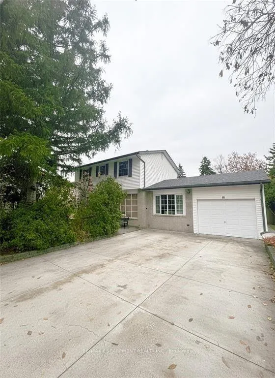 Photo 36 of 18 Jasper Drive, Hamilton, Stoney Creek — HOMEH