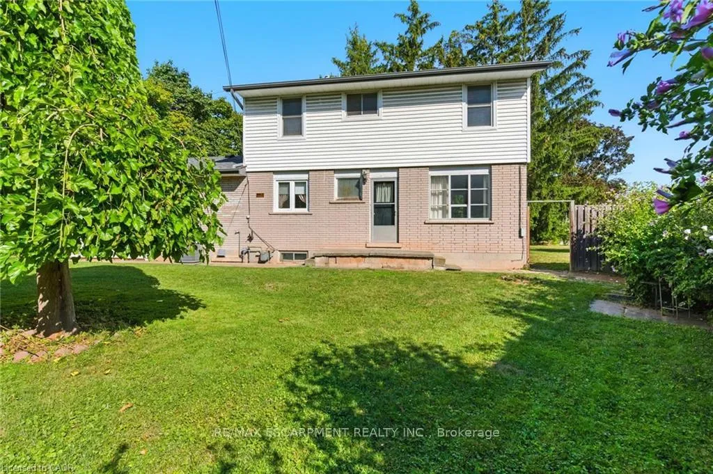 Photo 41 of 18 Jasper Drive, Hamilton, Stoney Creek — HOMEH