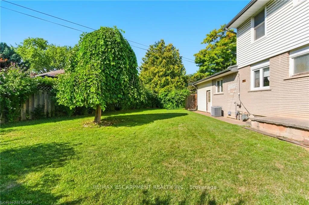 Photo 42 of 18 Jasper Drive, Hamilton, Stoney Creek — HOMEH