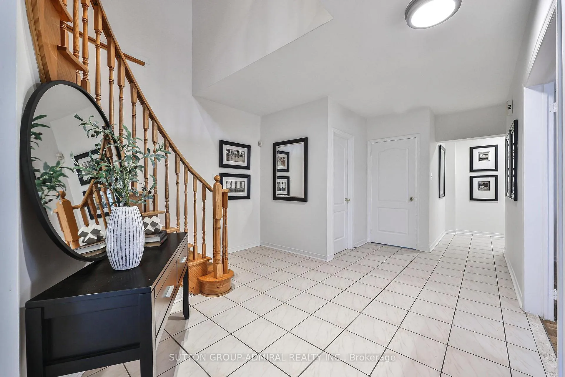 Photo 8 of 113 Redondo Drive, Vaughan, Beverley Glen — HOMEH