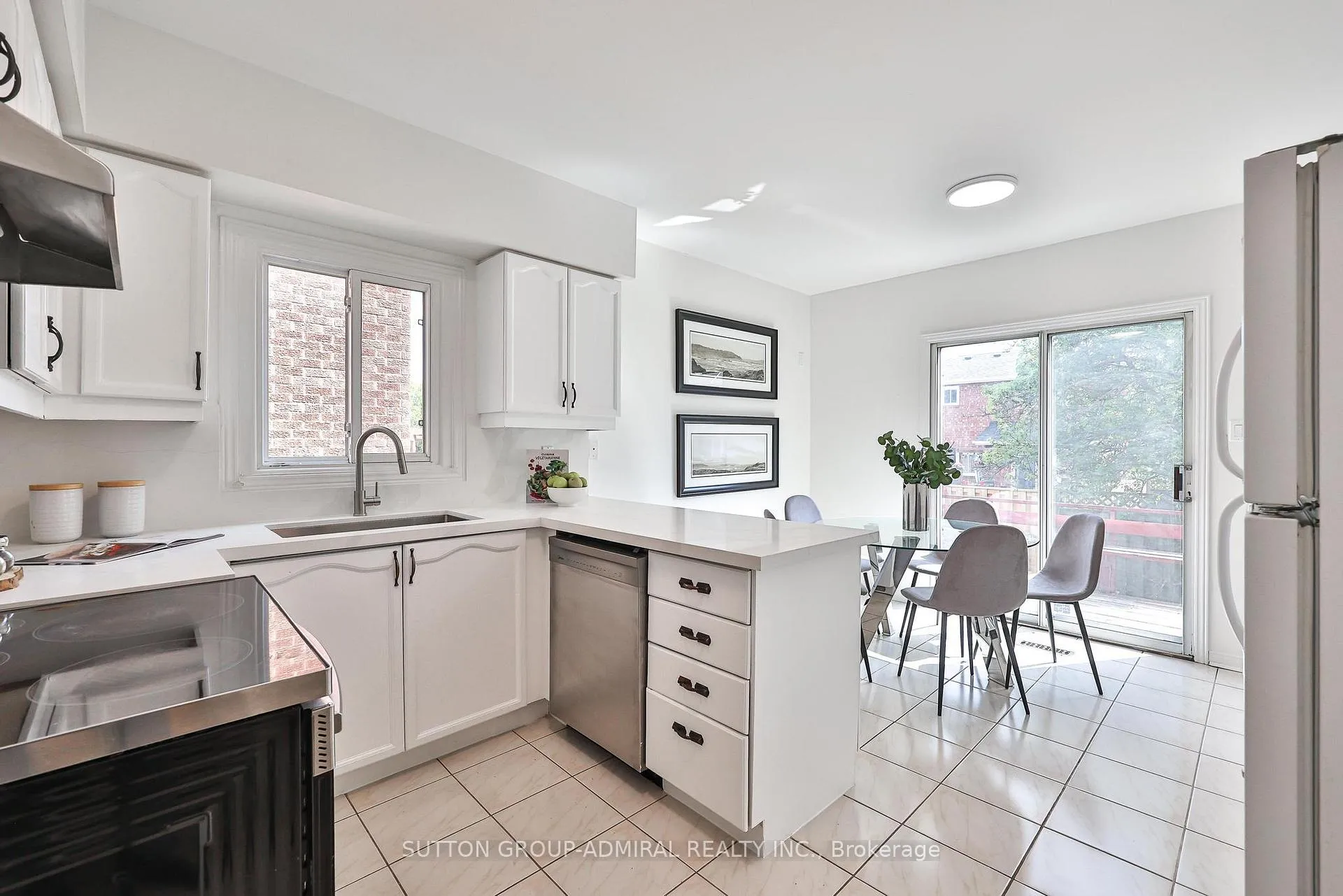 Photo 22 of 113 Redondo Drive, Vaughan, Beverley Glen — HOMEH