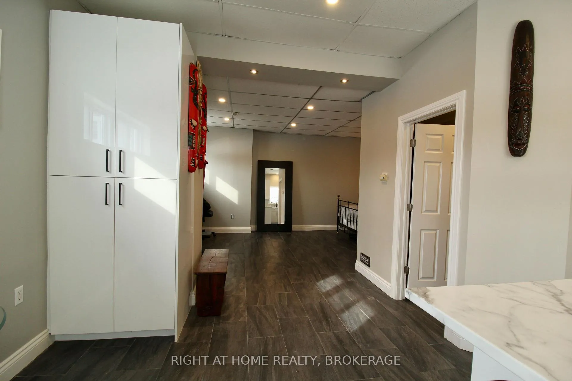 Photo 3 of 7 Beech Street, St. Catharines, Downtown — HOMEH