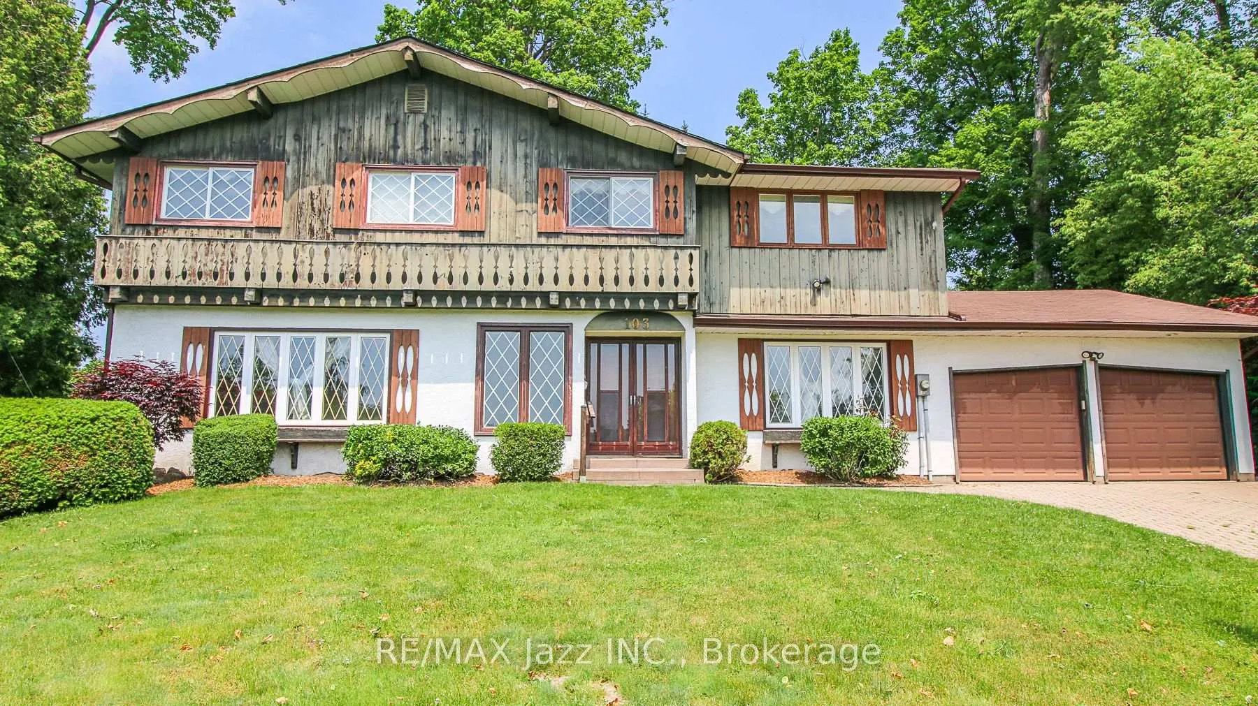 Front of 103 Gardenia Court
