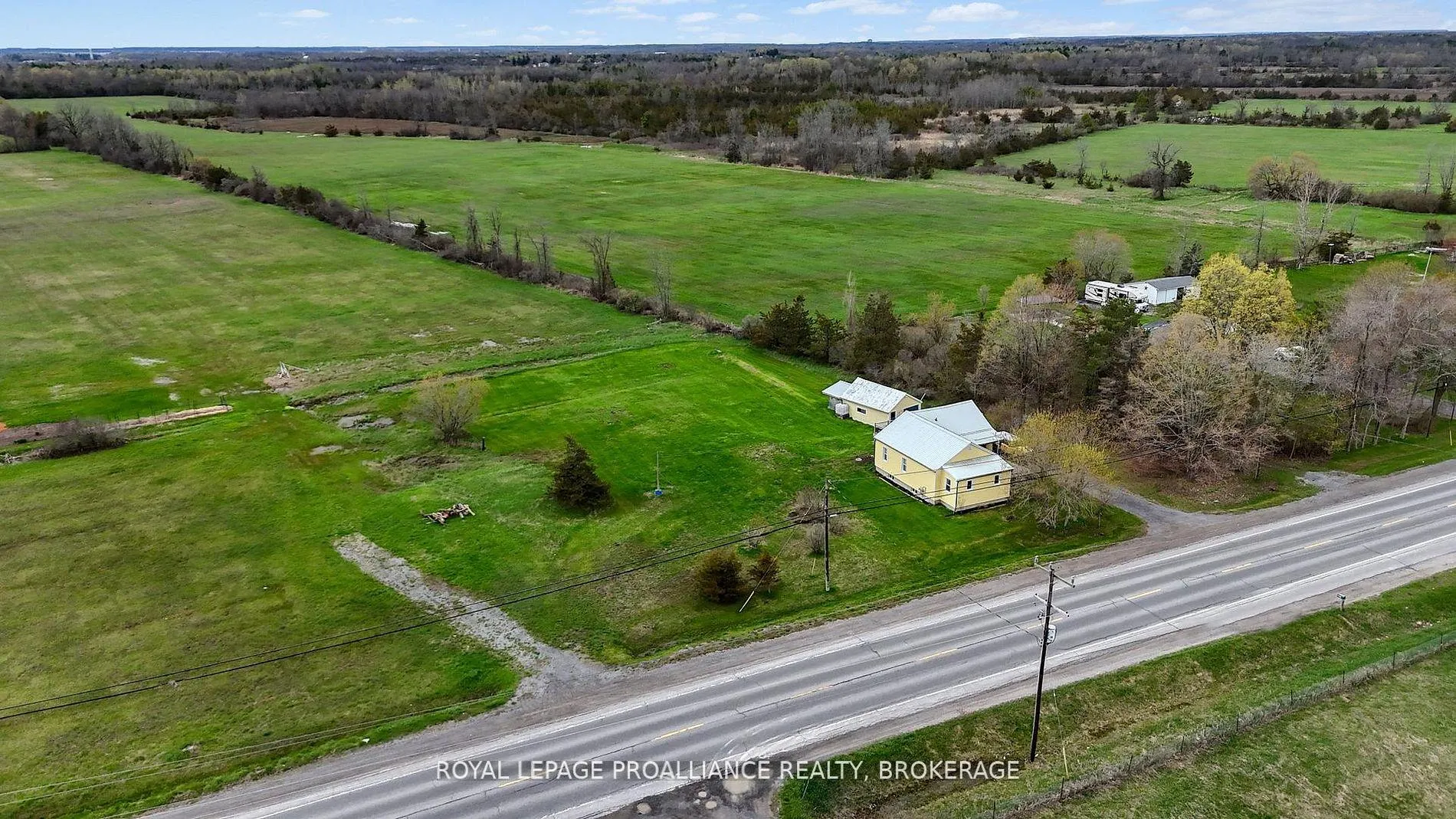 Photo 32 of 5790 County Road 2, Loyalist, Lennox and Addington - South — HOMEH