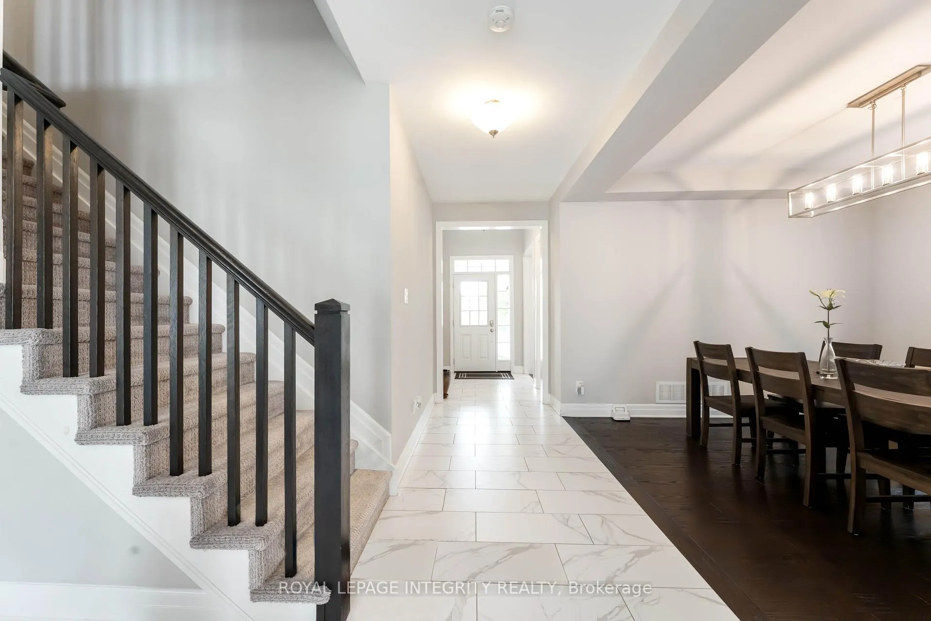 Photo 2 of 648 Pearl Dace Crescent, Ottawa, Barrhaven - Half Moon Bay — HOMEH