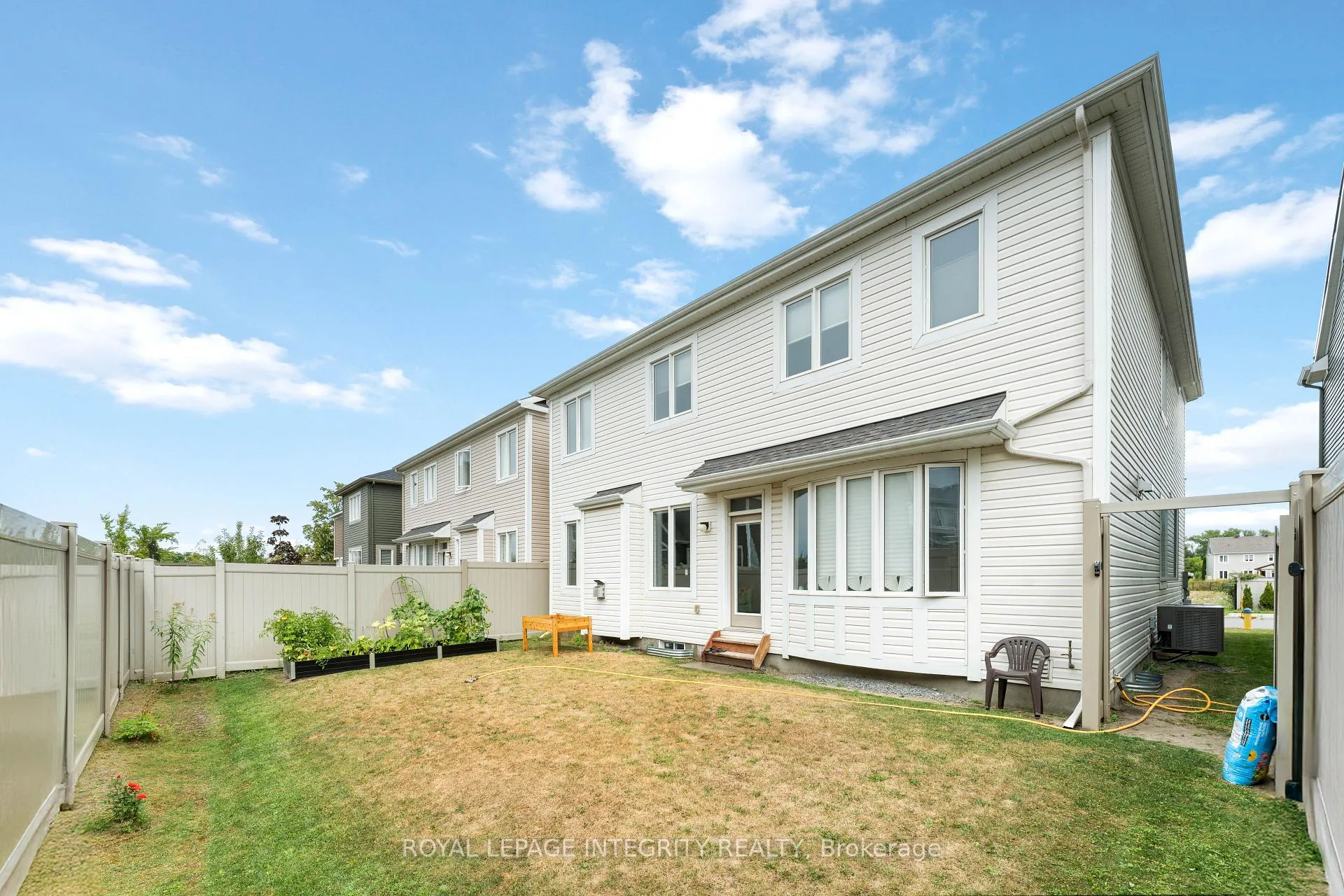 Photo 25 of 648 Pearl Dace Crescent, Ottawa, Barrhaven - Half Moon Bay — HOMEH