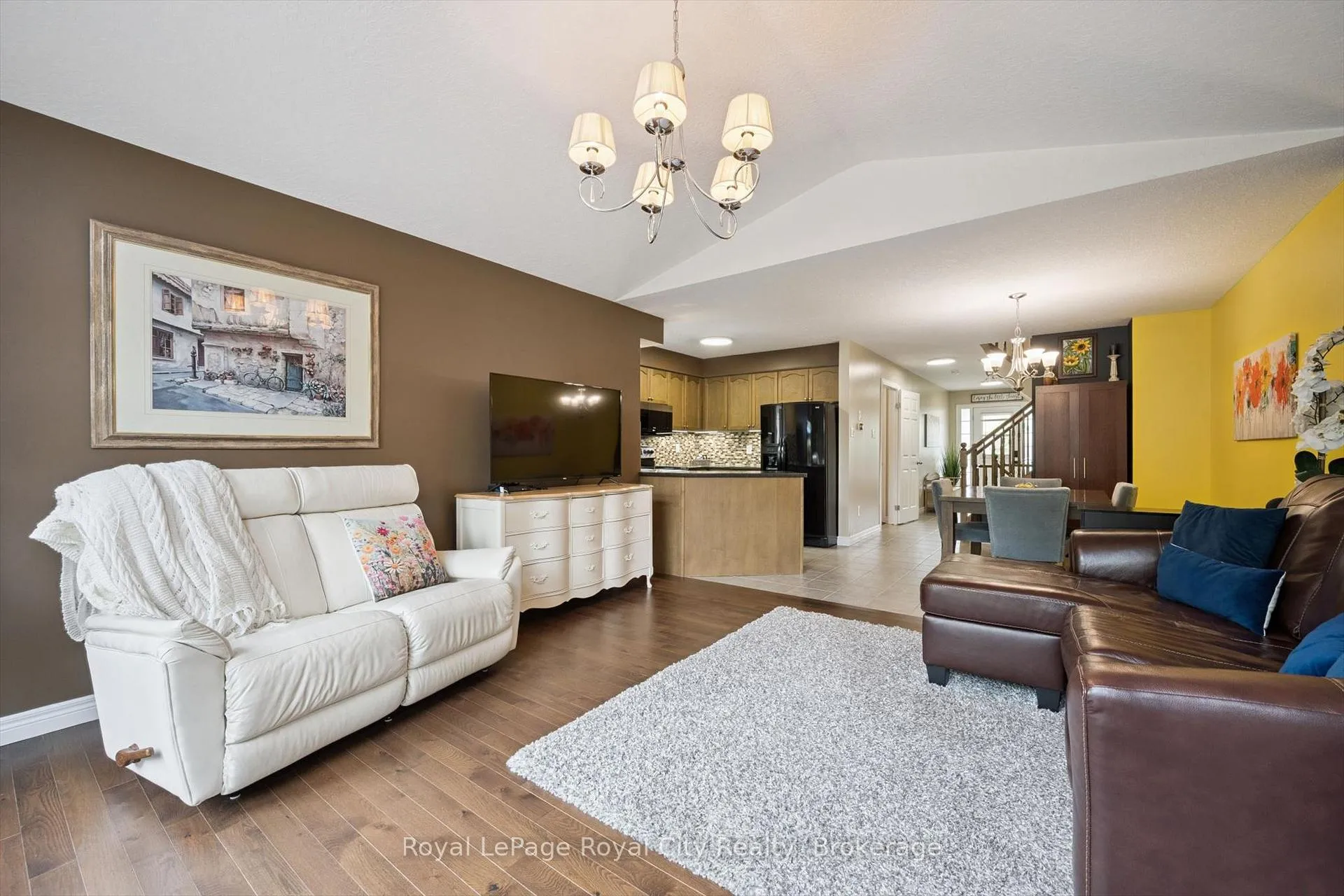 Photo 15 of 462 Lausanne Crescent, Waterloo, Beechwood West — HOMEH