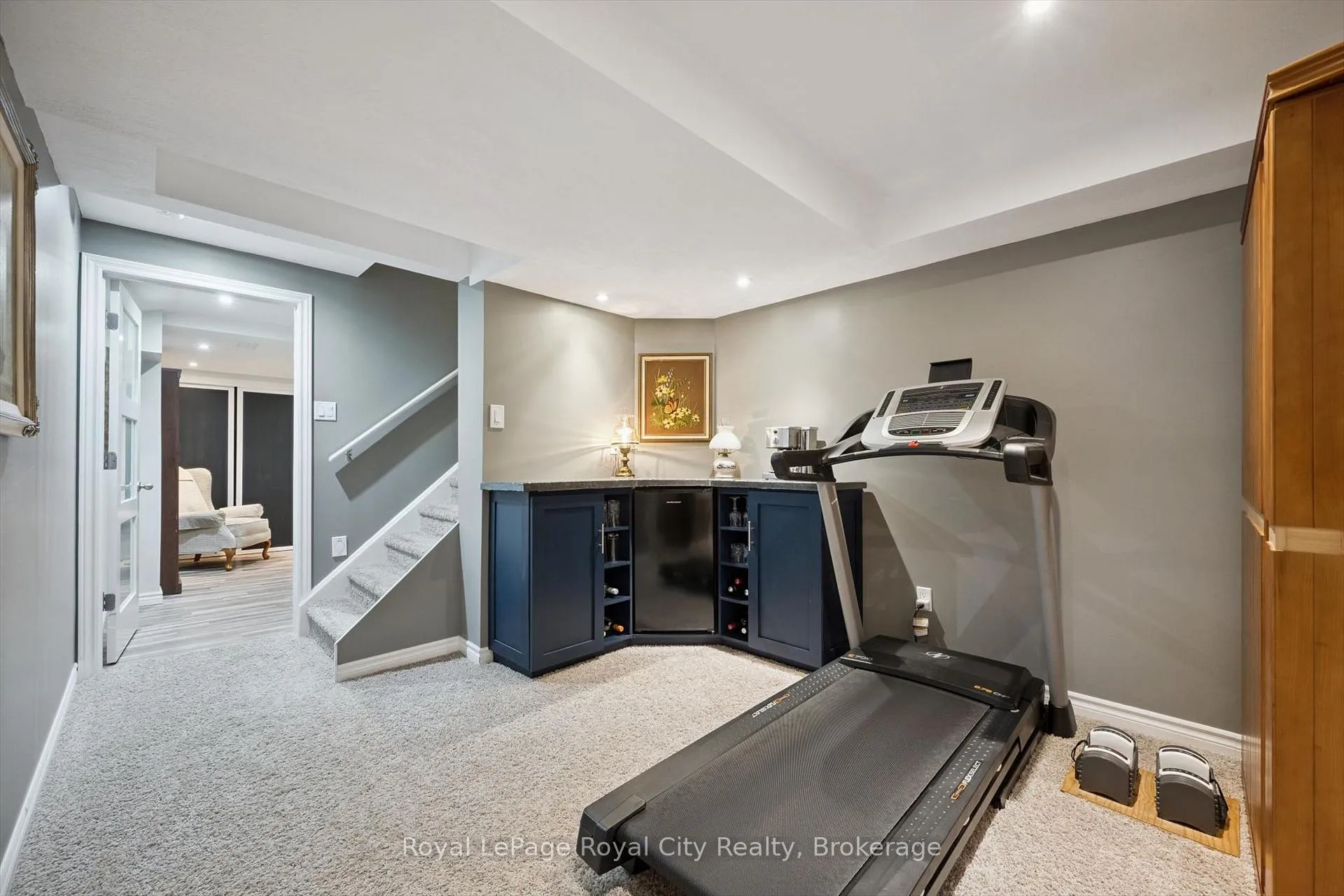 Photo 34 of 462 Lausanne Crescent, Waterloo, Beechwood West — HOMEH