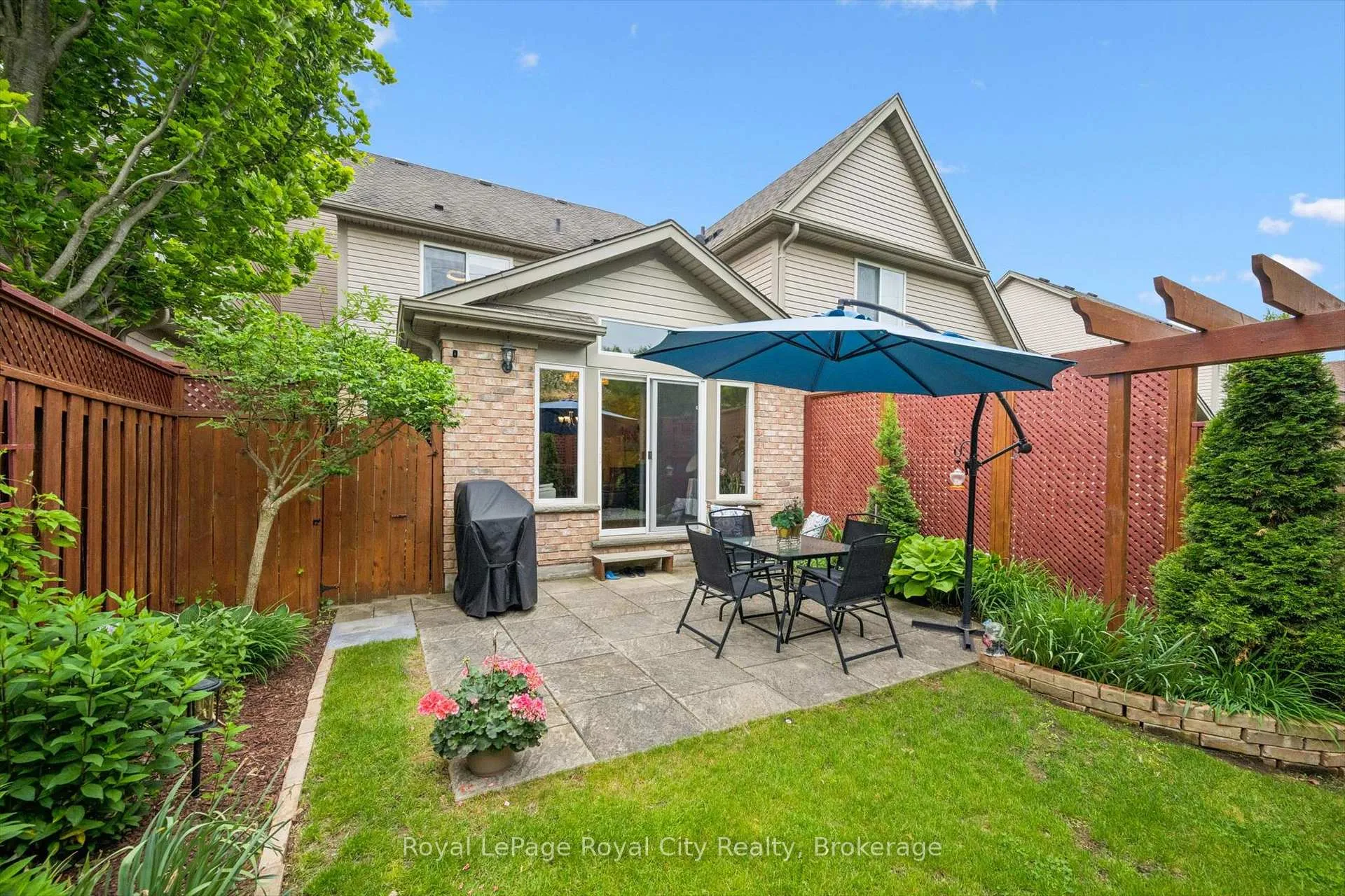 Photo 36 of 462 Lausanne Crescent, Waterloo, Beechwood West — HOMEH