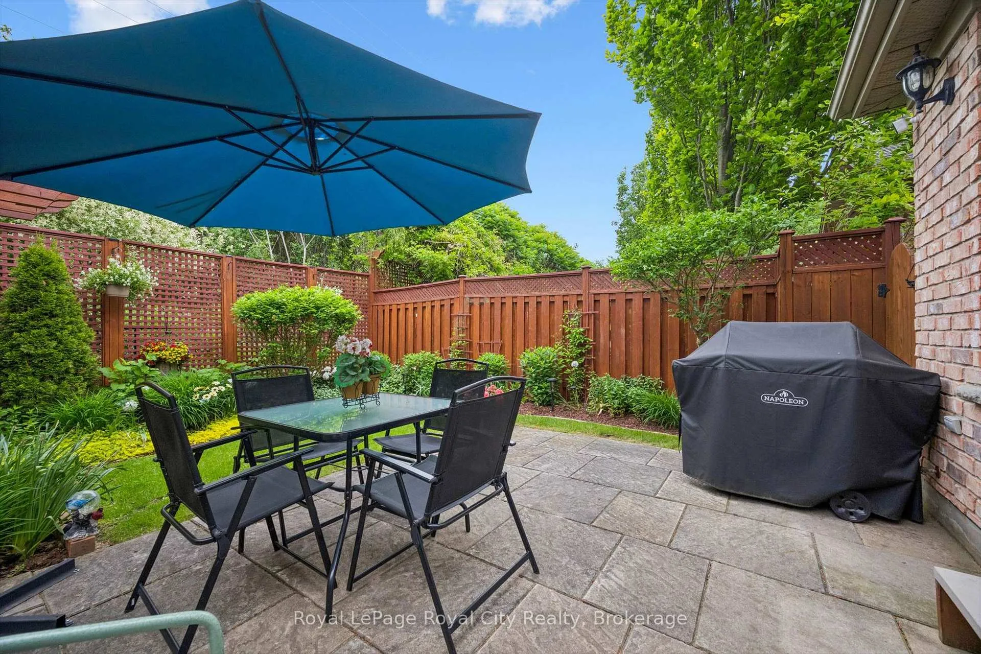 Photo 37 of 462 Lausanne Crescent, Waterloo, Beechwood West — HOMEH
