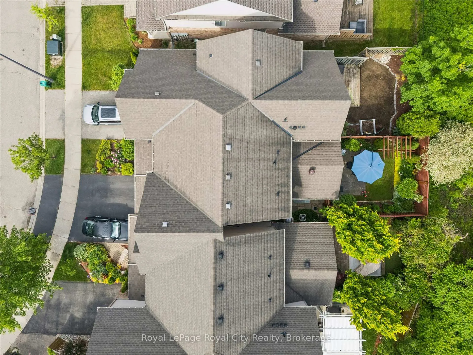 Photo 40 of 462 Lausanne Crescent, Waterloo, Beechwood West — HOMEH